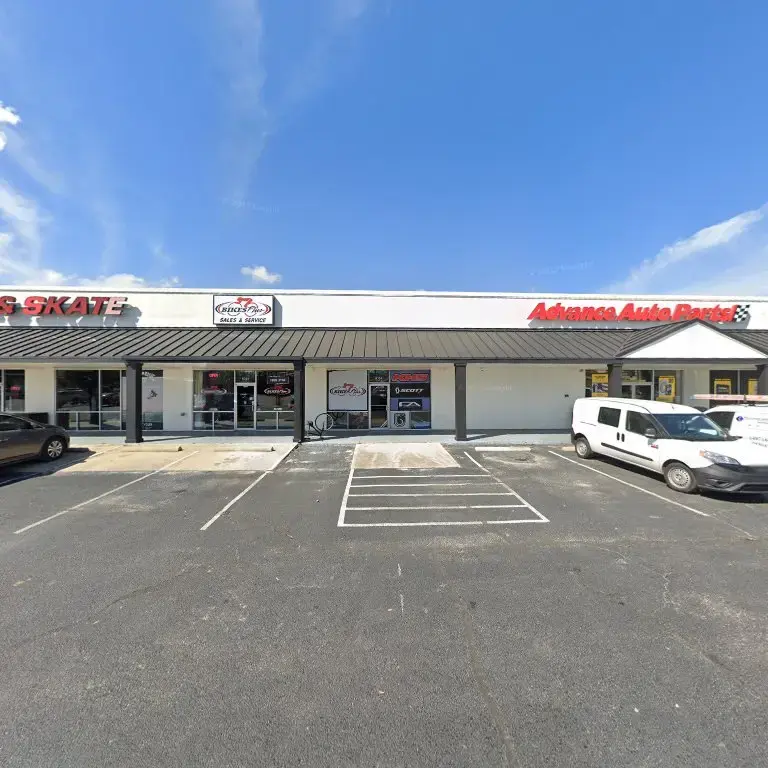 Surf -N- Laundry - Image 17