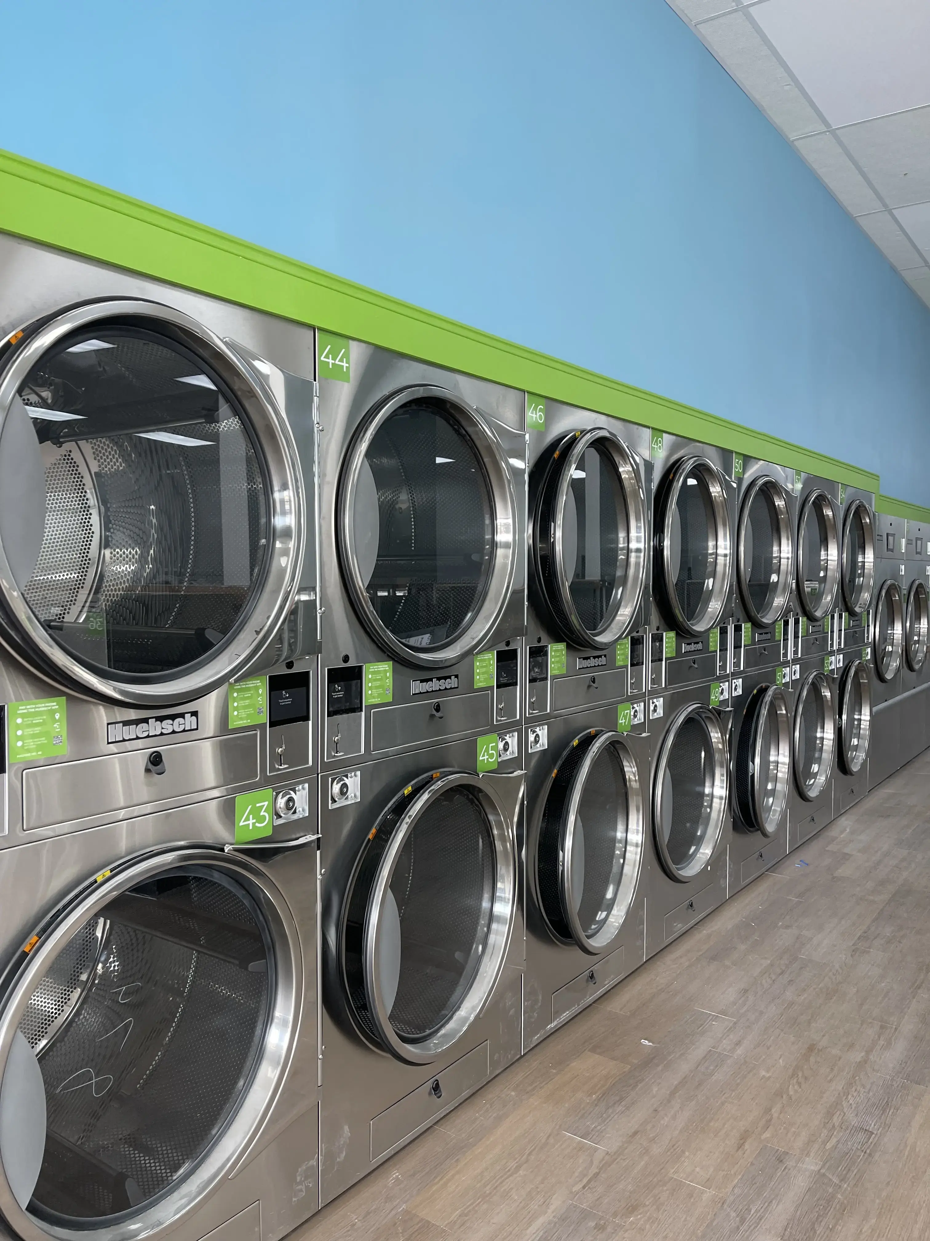 Surf -N- Laundry thumbnail 12