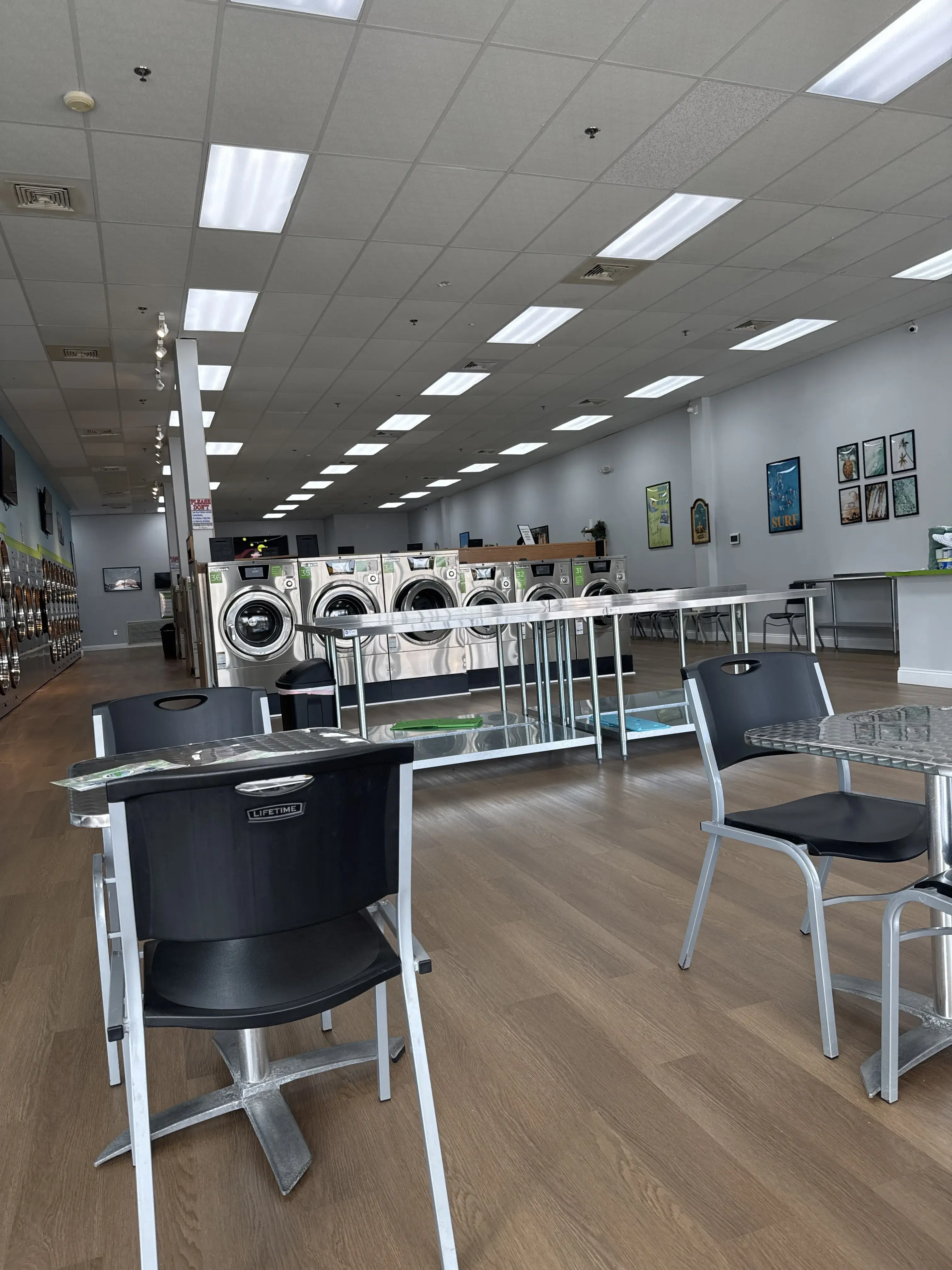 Surf -N- Laundry - Image 6