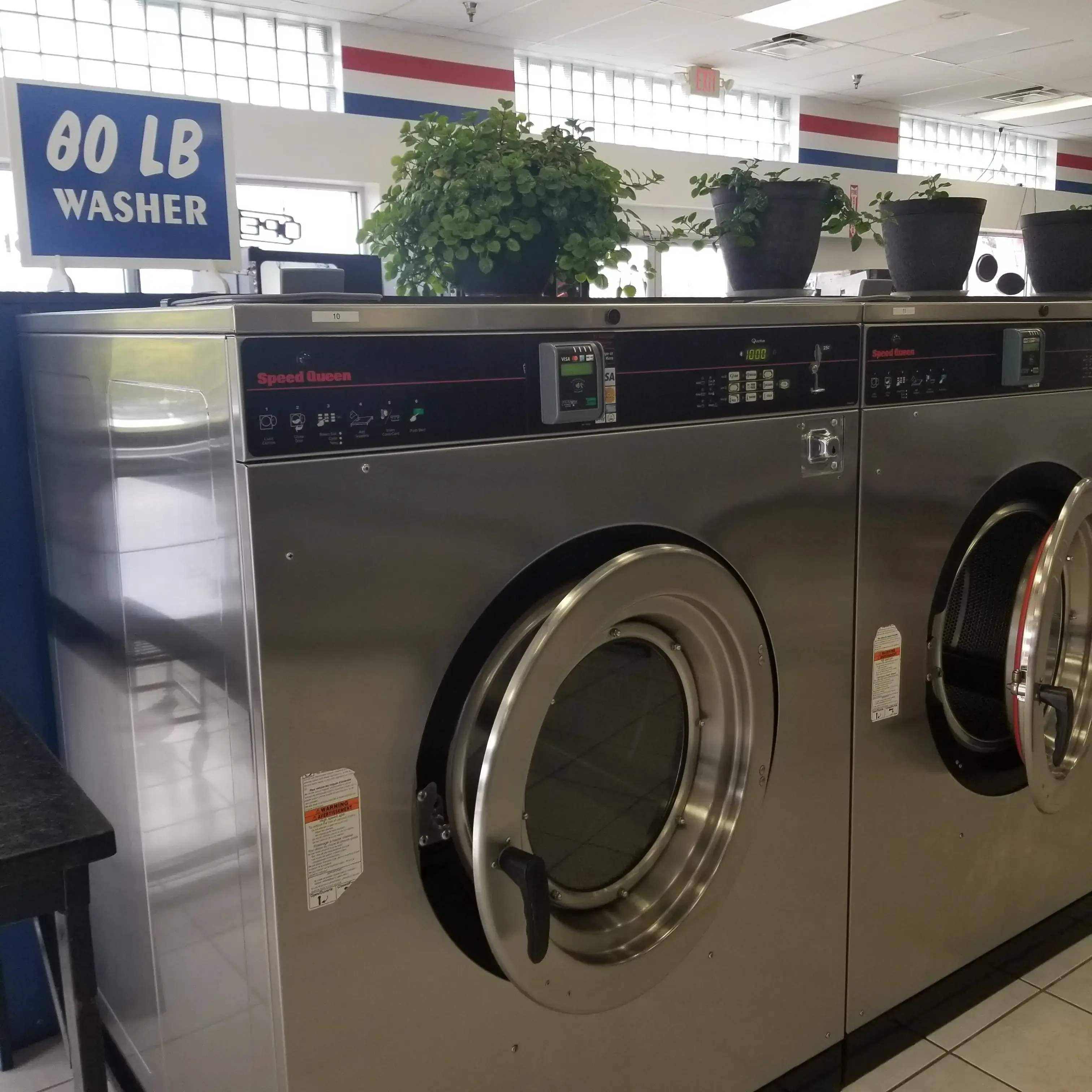 Surf 'N' Suds Laundromat location