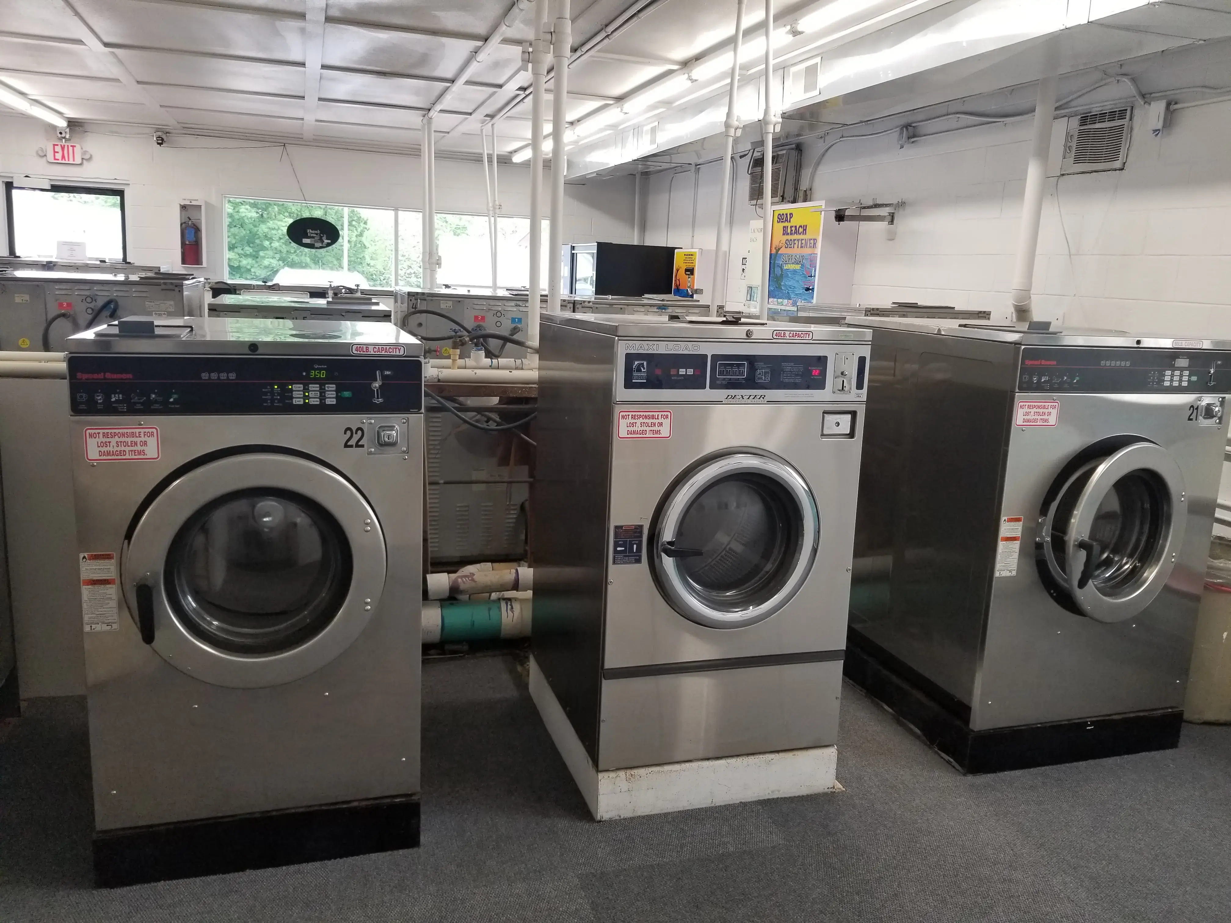 Surf's Up Laundromat thumbnail 13