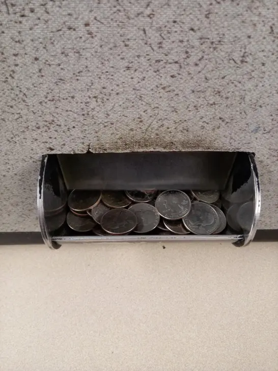 Surfside Laundromat thumbnail 17