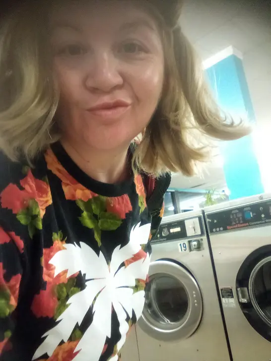 Surfside Laundromat thumbnail 16