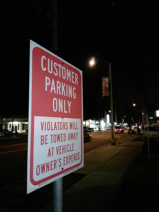 Surfside Laundromat - Image 14