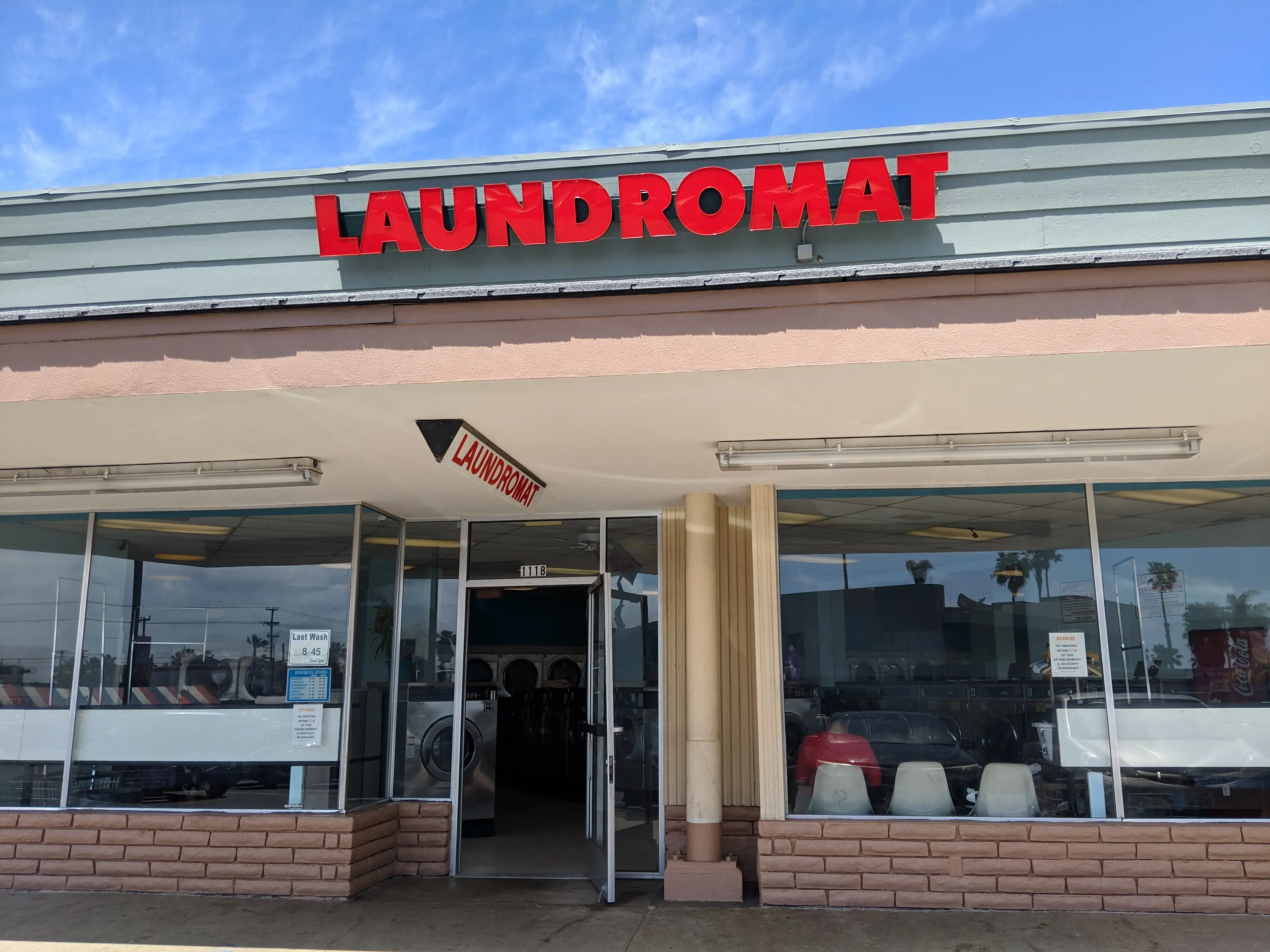Surfside Laundromat - Image 1