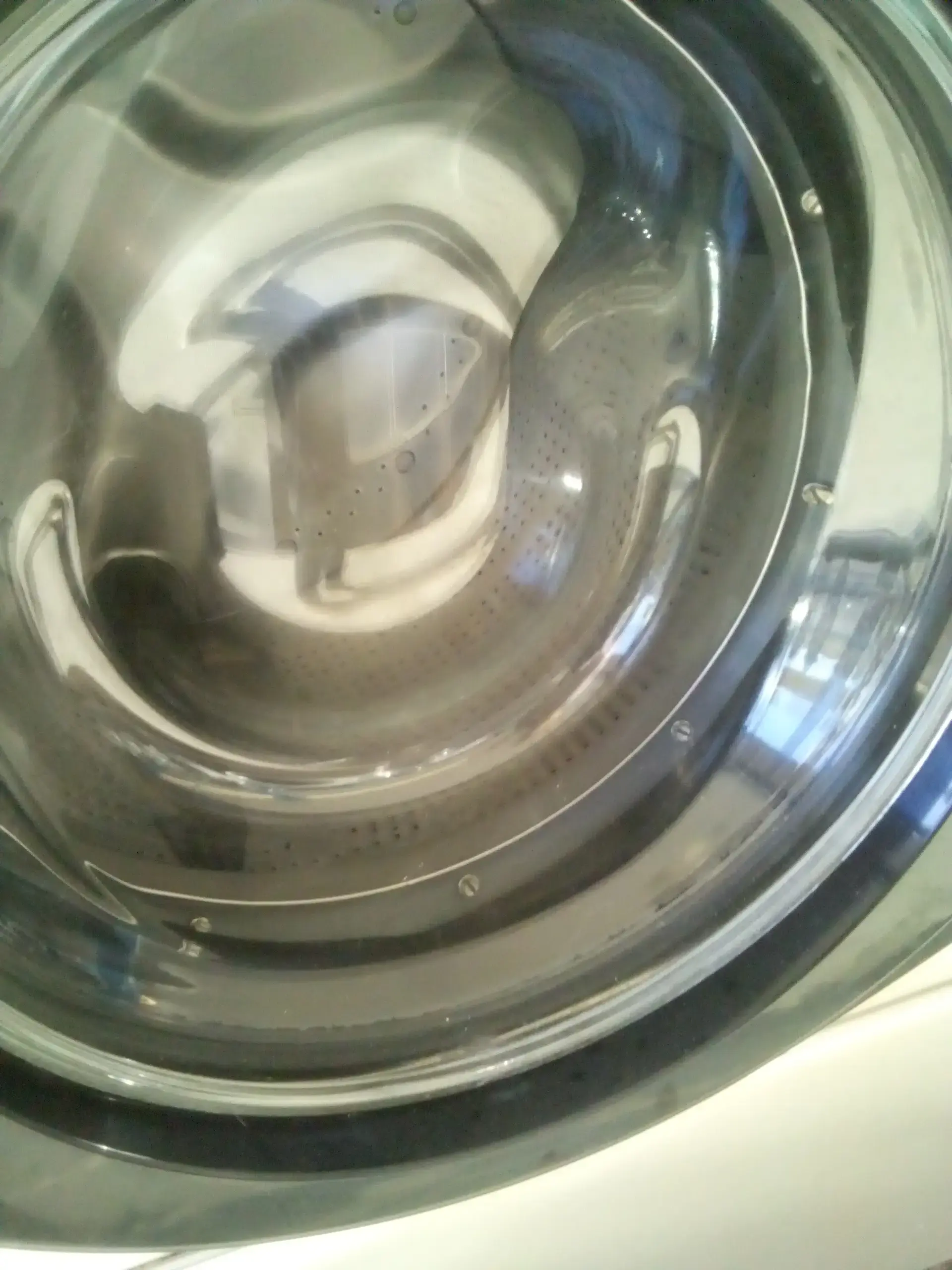 Surfside Laundromat thumbnail 19