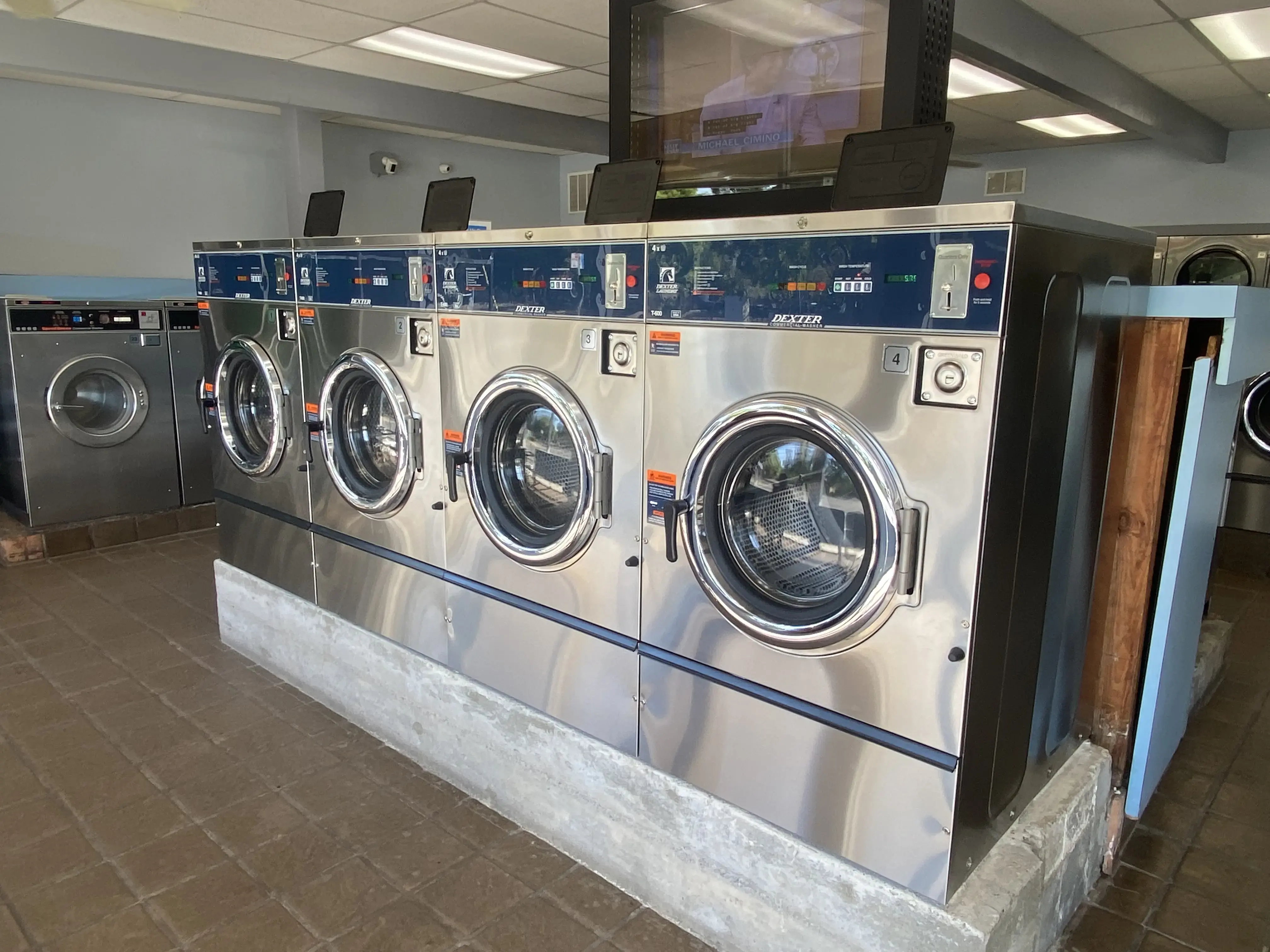 Susie's Washtime - Image 13