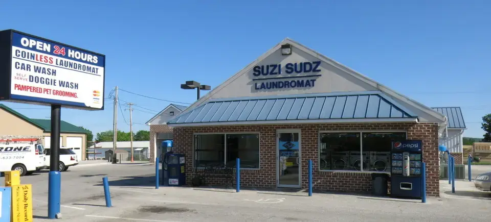 Suzi Sudz - Image 15