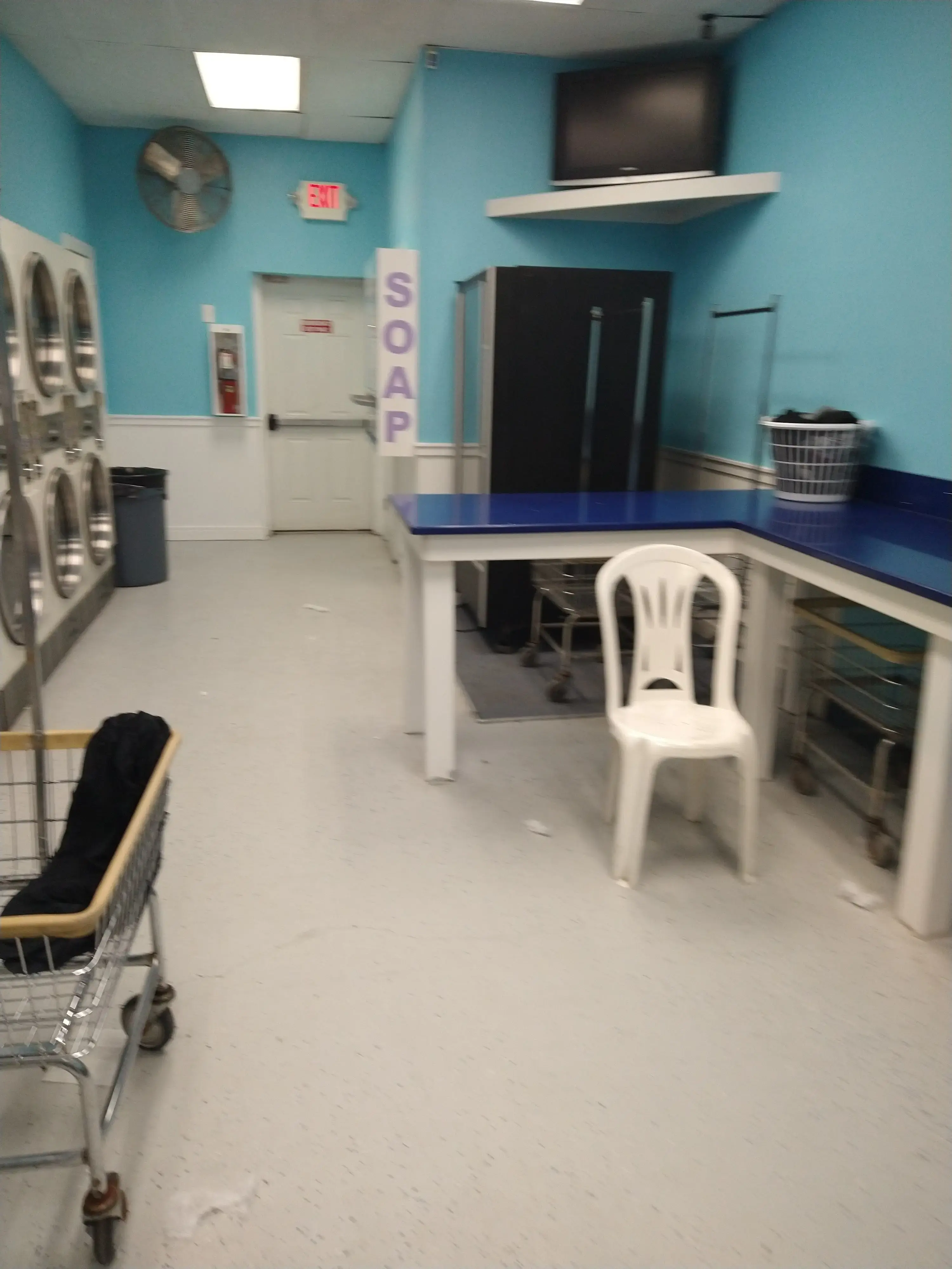 Suzie Clean Laundromat thumbnail 9