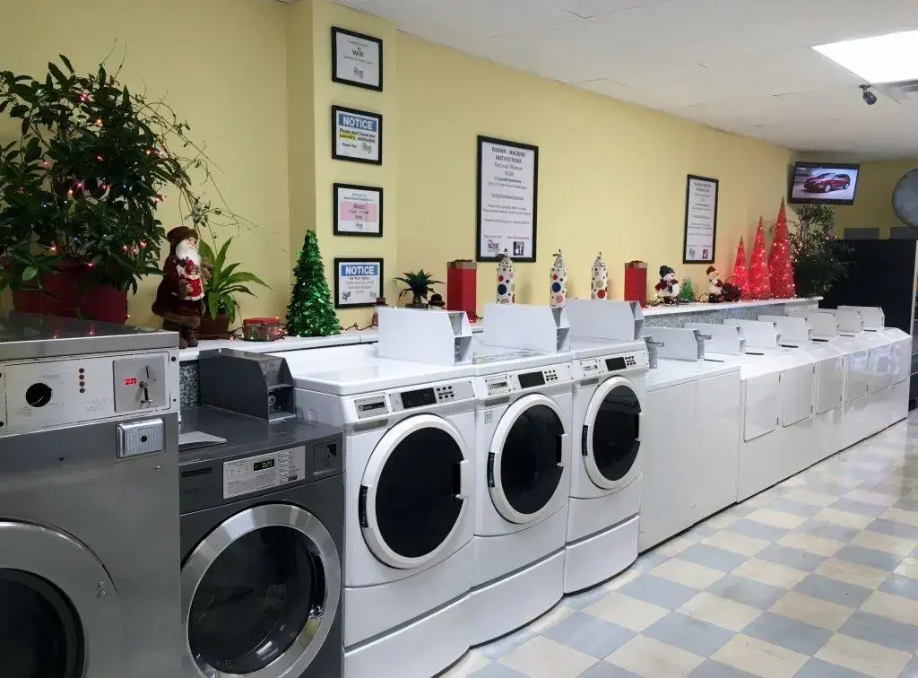 Suzie Clean Laundromat - Image 6