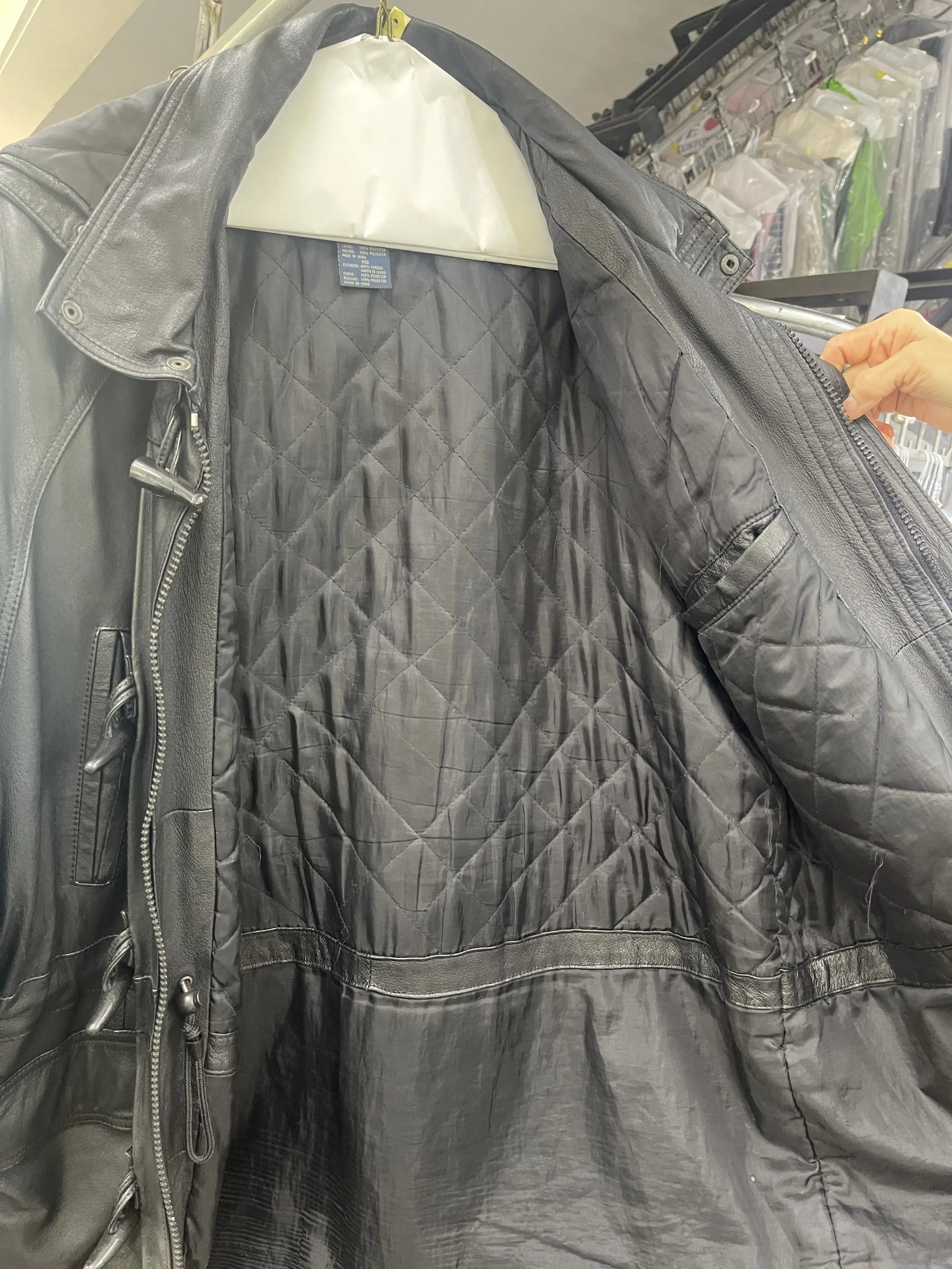 Swan Dry Cleaners & Alterations - Image 5