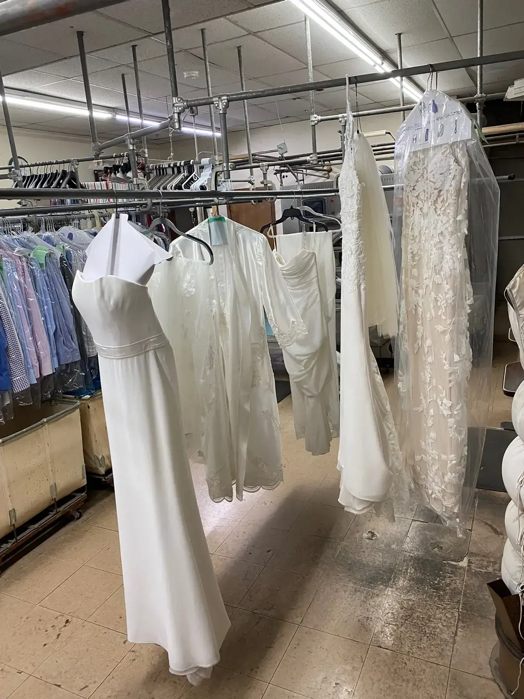 Swan Dry Cleaners & Alterations thumbnail 6