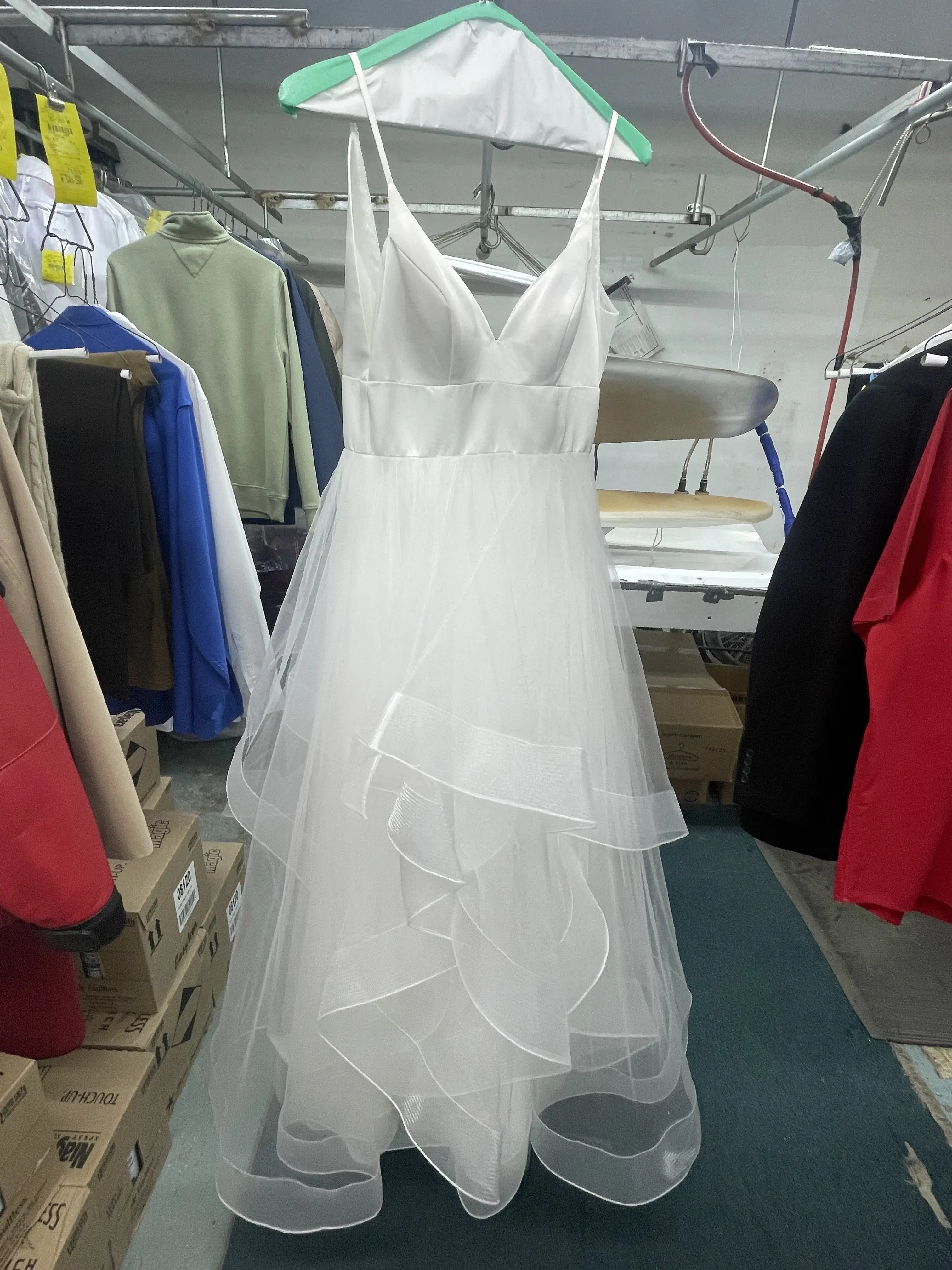 Swan Dry Cleaners & Alterations - Image 14