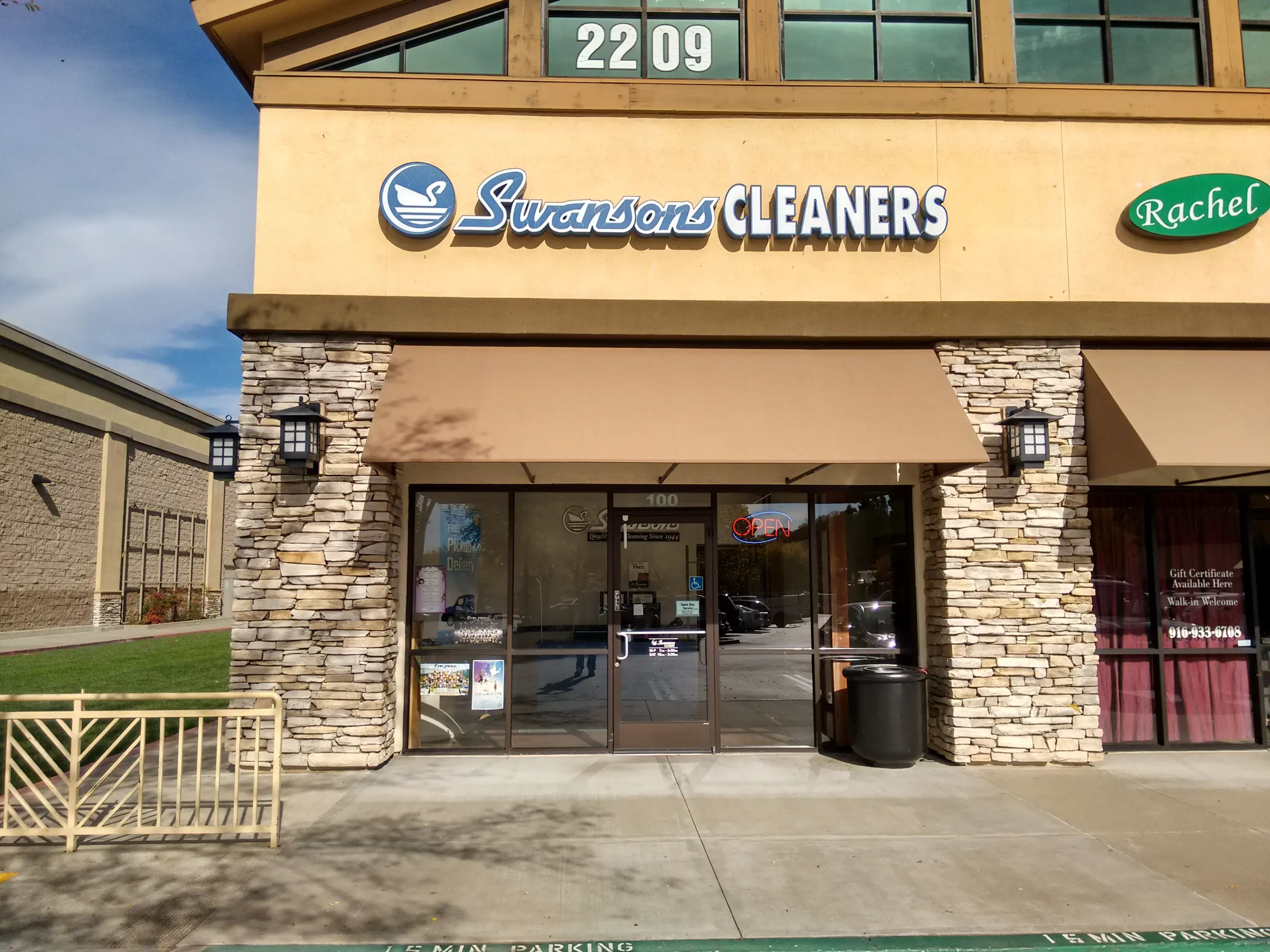 Swansons Cleaners - Image 12