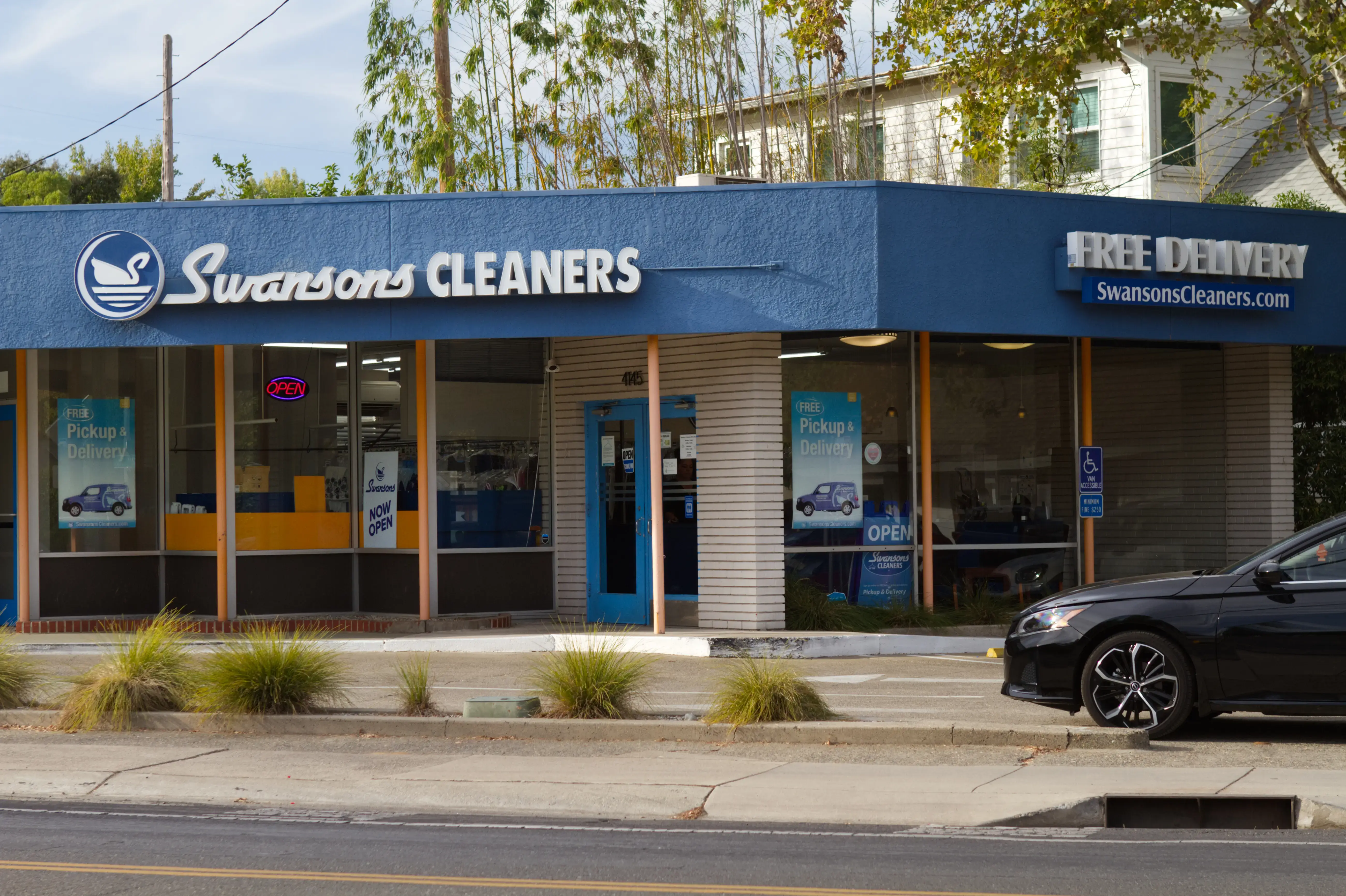 Swansons Cleaners thumbnail 2