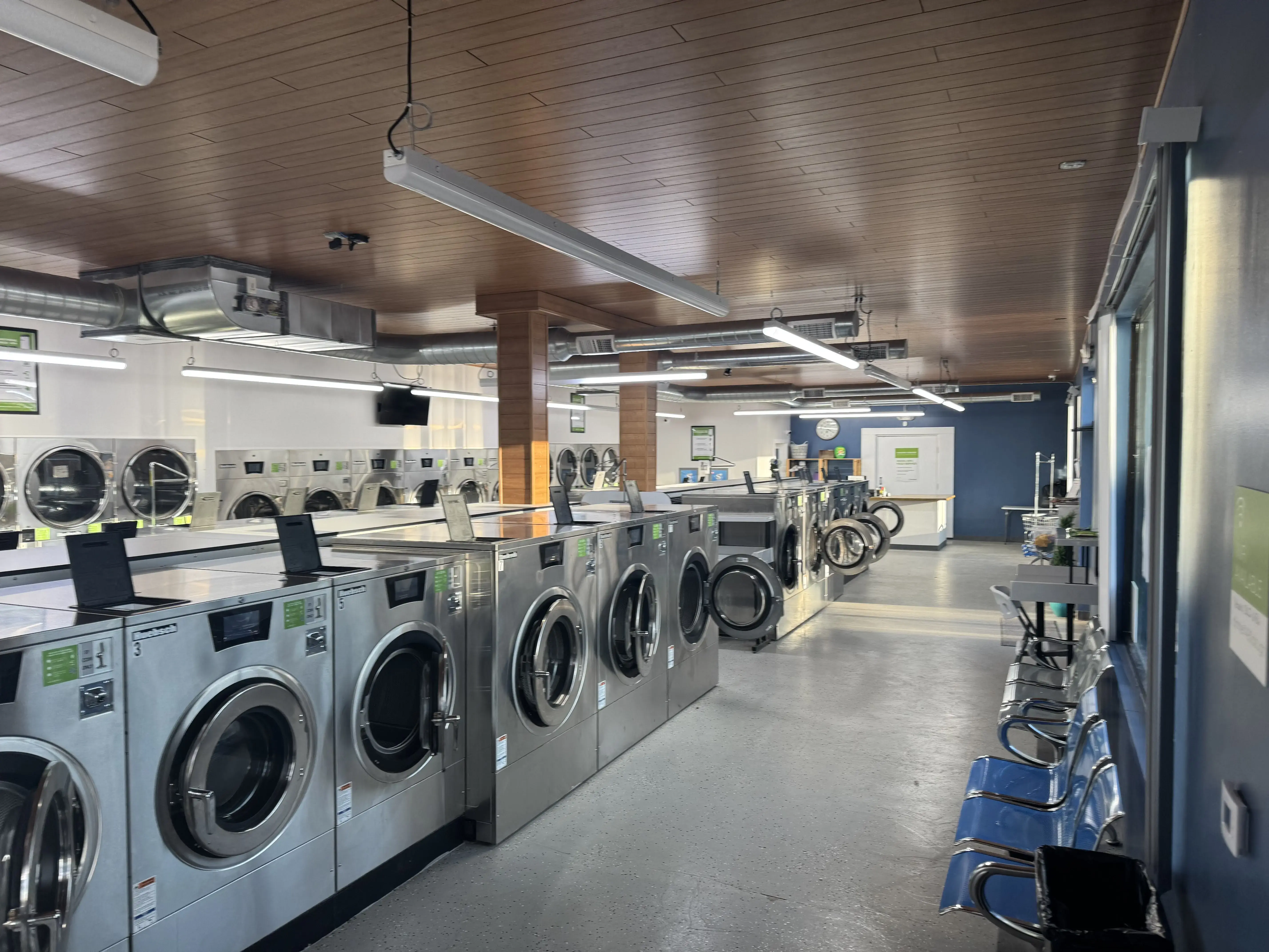 Swartz Laundromat - Image 2