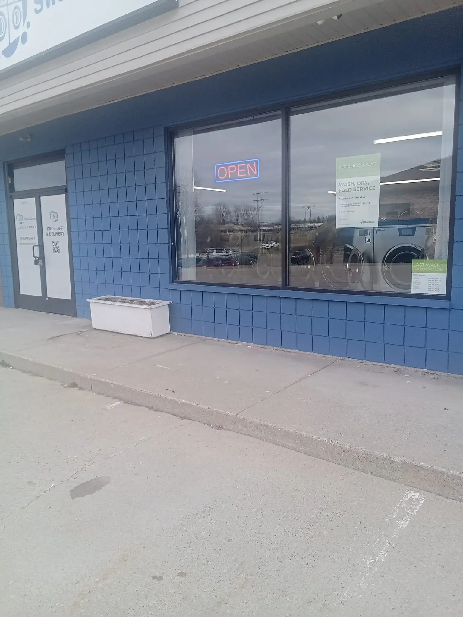 Swartz Laundromat - Image 10