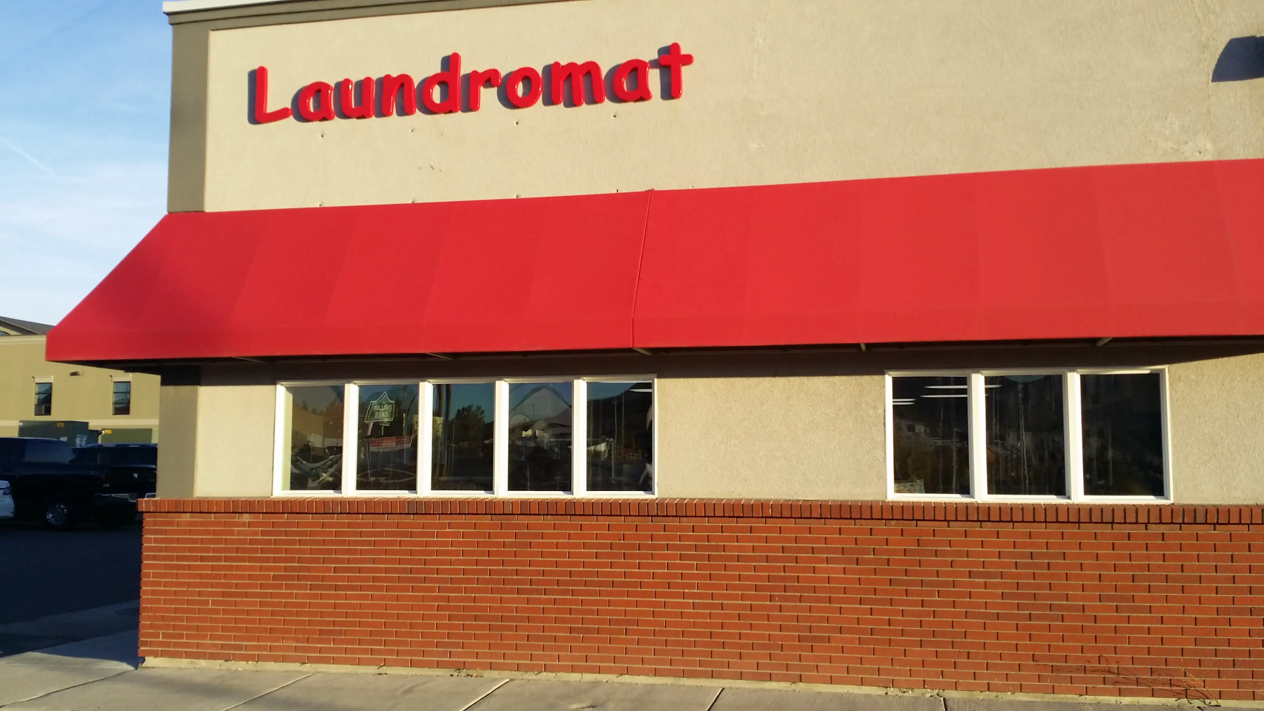 Sweetwater Laundry thumbnail 13