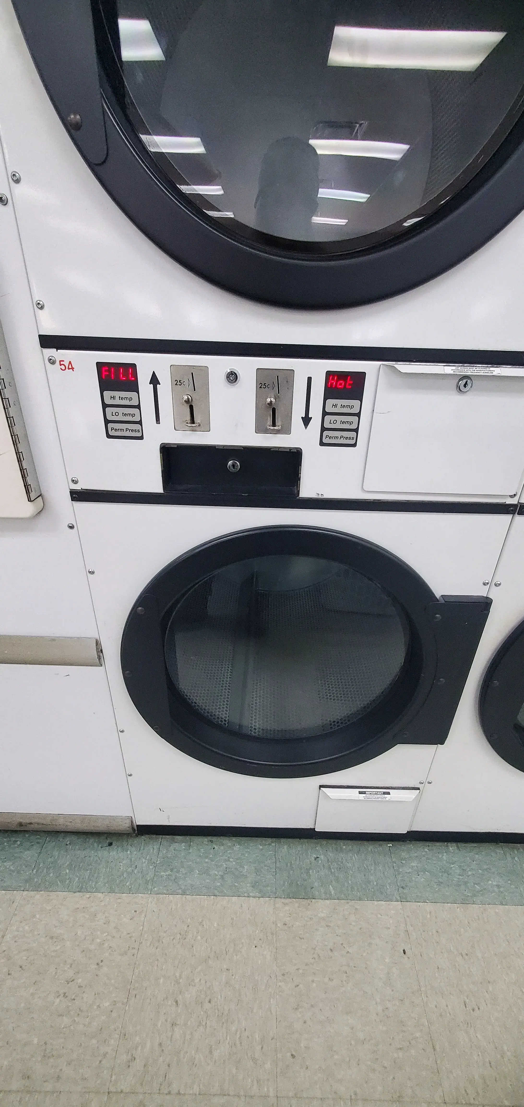 Swenning Laundromat - Image 10