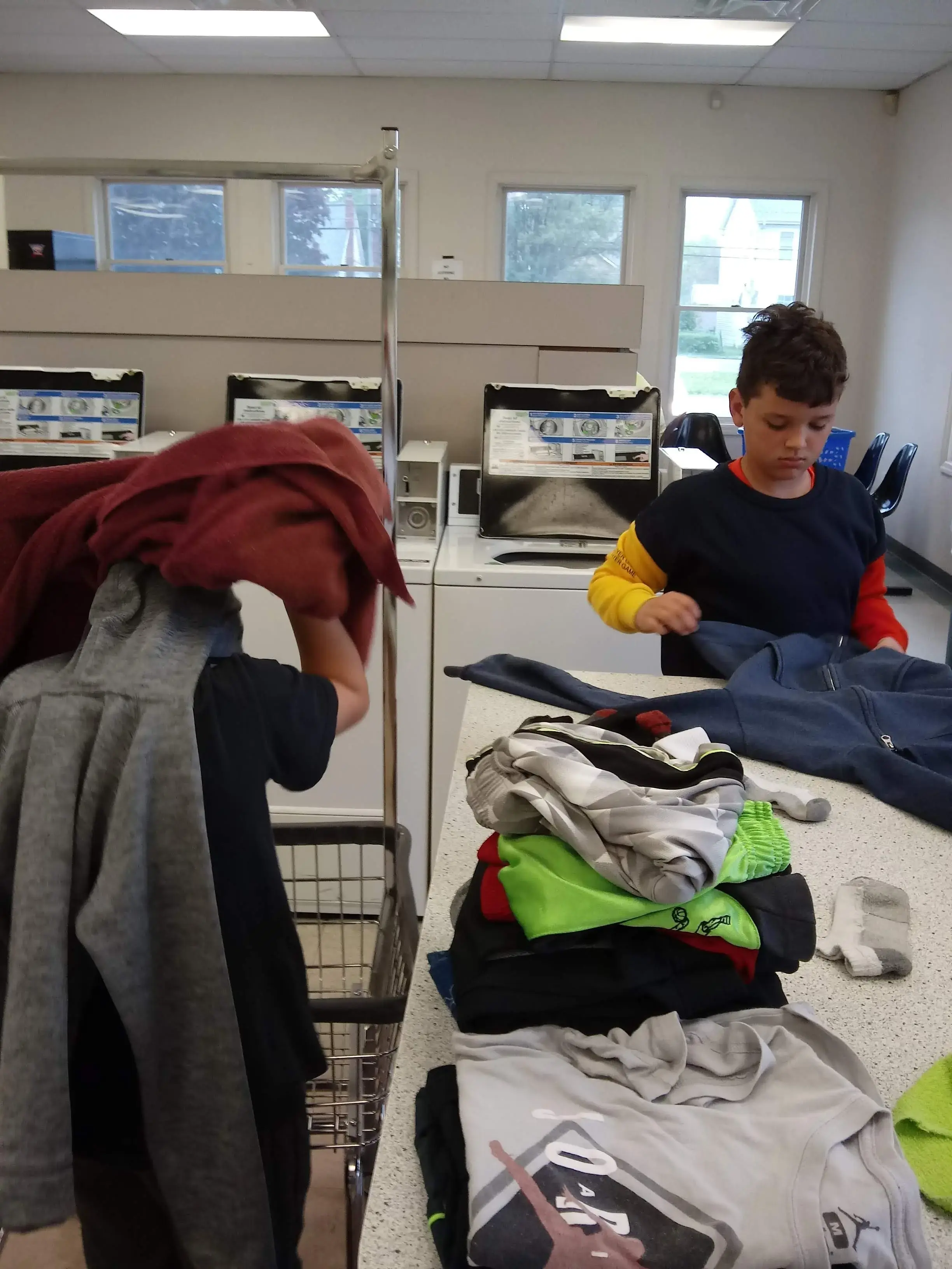 Swenning Laundromat - Image 20