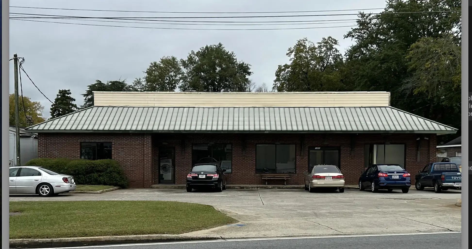 Swift Street Laundry & Auto Spa - Image 6