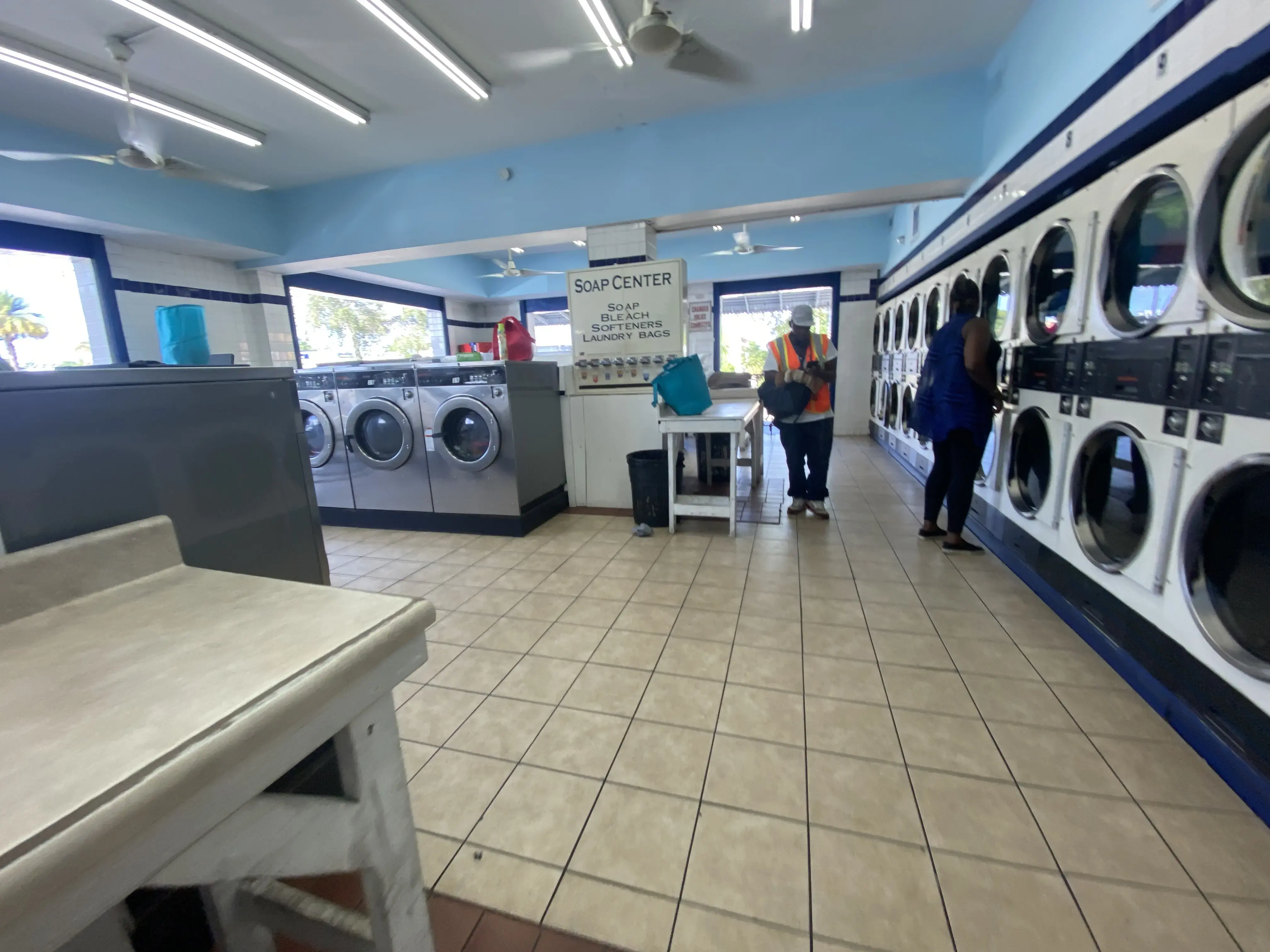 Swifty Laundromat - Image 20