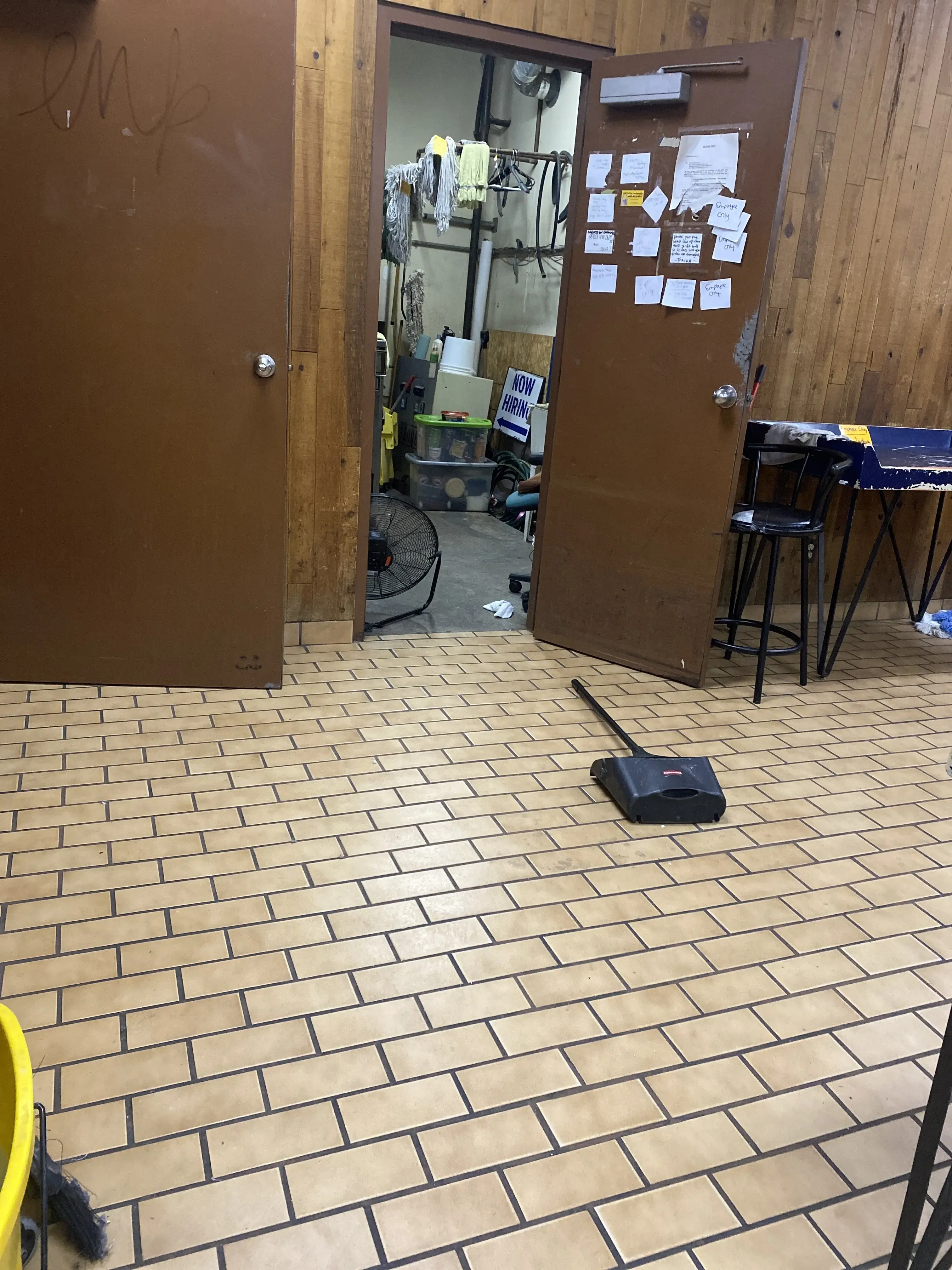 Swiss Coin-Op Laundry-Cleaners - Image 7