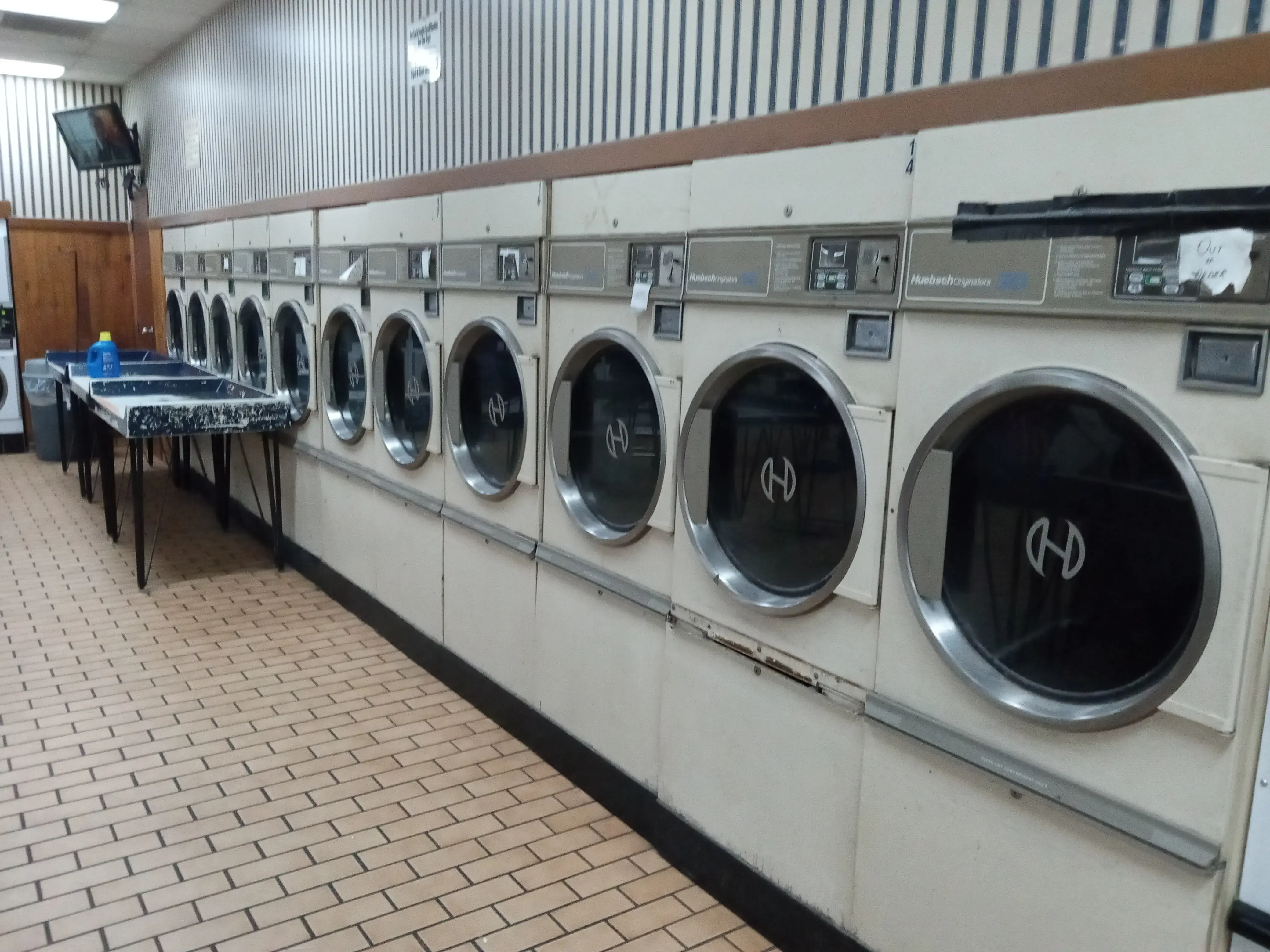 Swiss Coin-Op Laundry-Cleaners thumbnail 2
