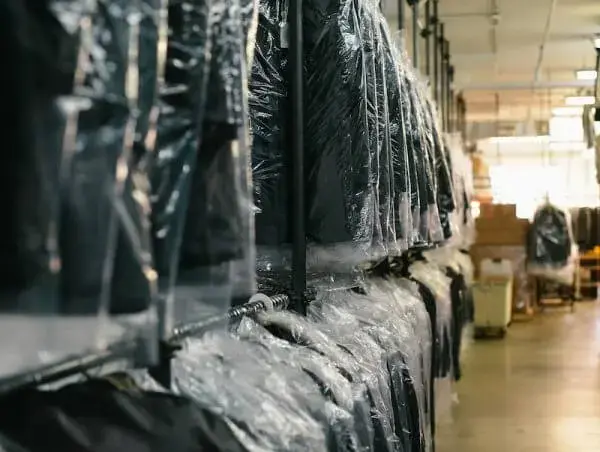 SY Cleaners & Tailors thumbnail 15