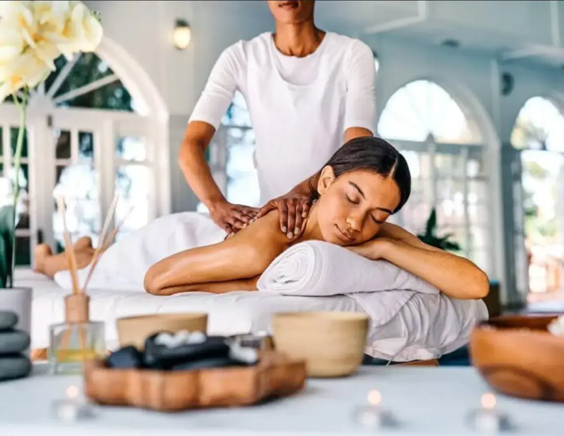 SY Cleaners & Tailors - Image 10