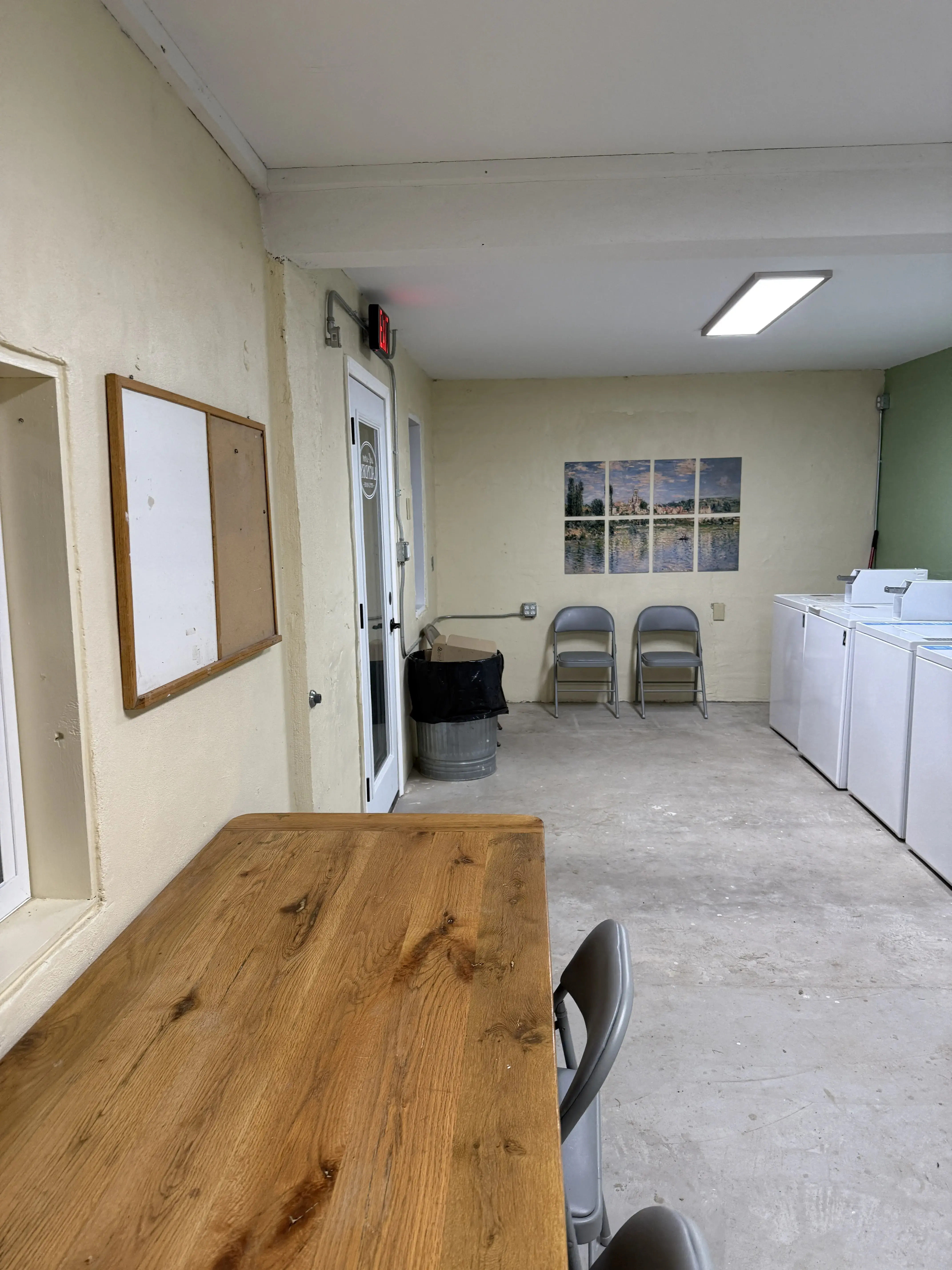 SY RV Park Laundromat - Image 8