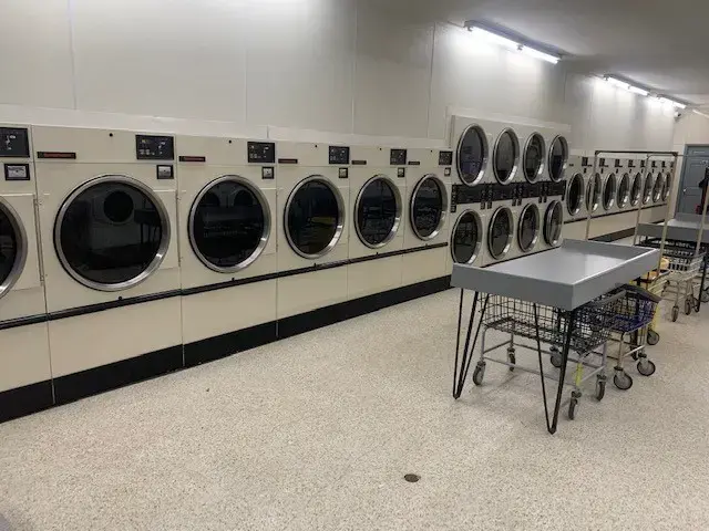T & T Laundries, Inc. location