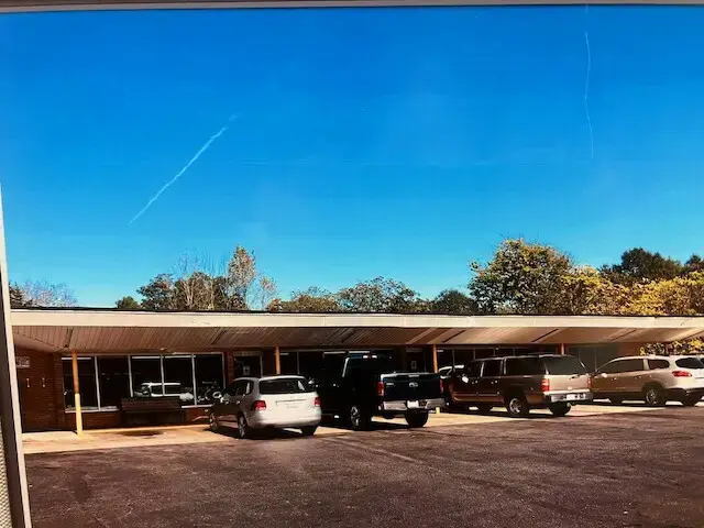 T & T Laundries, Inc. location