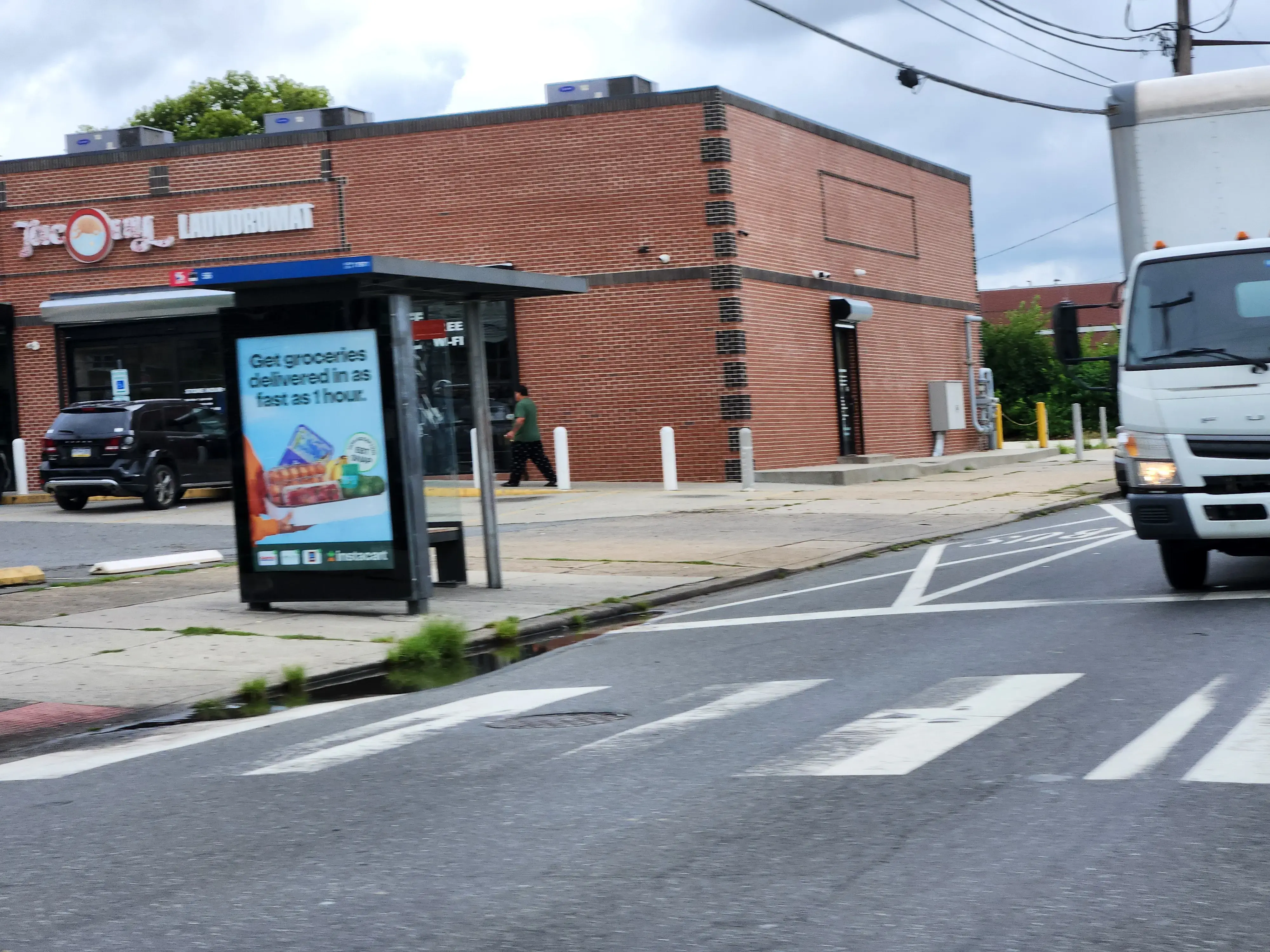 Tacony Laundromat - Image 7