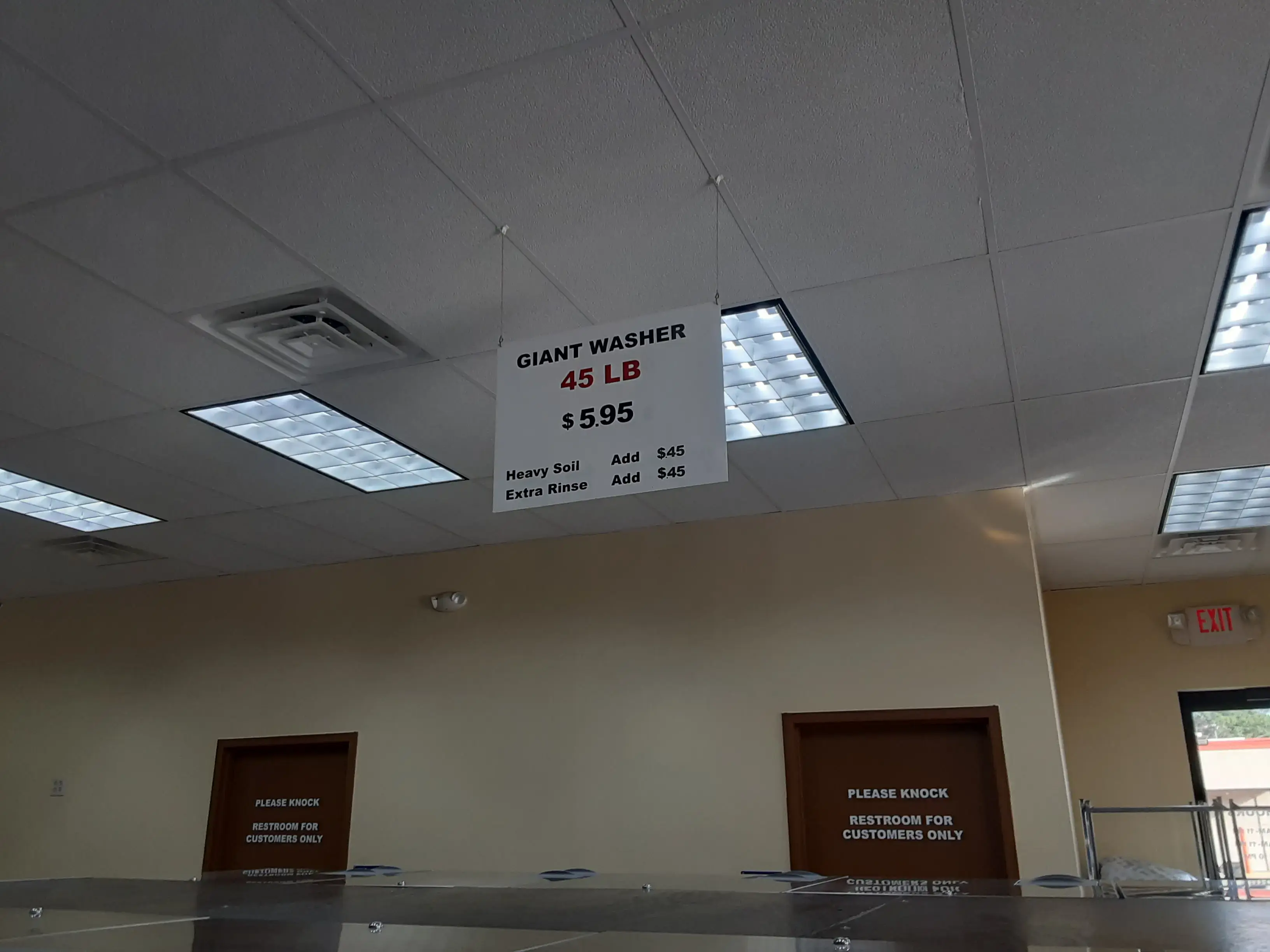 Tacony Laundromat thumbnail 11