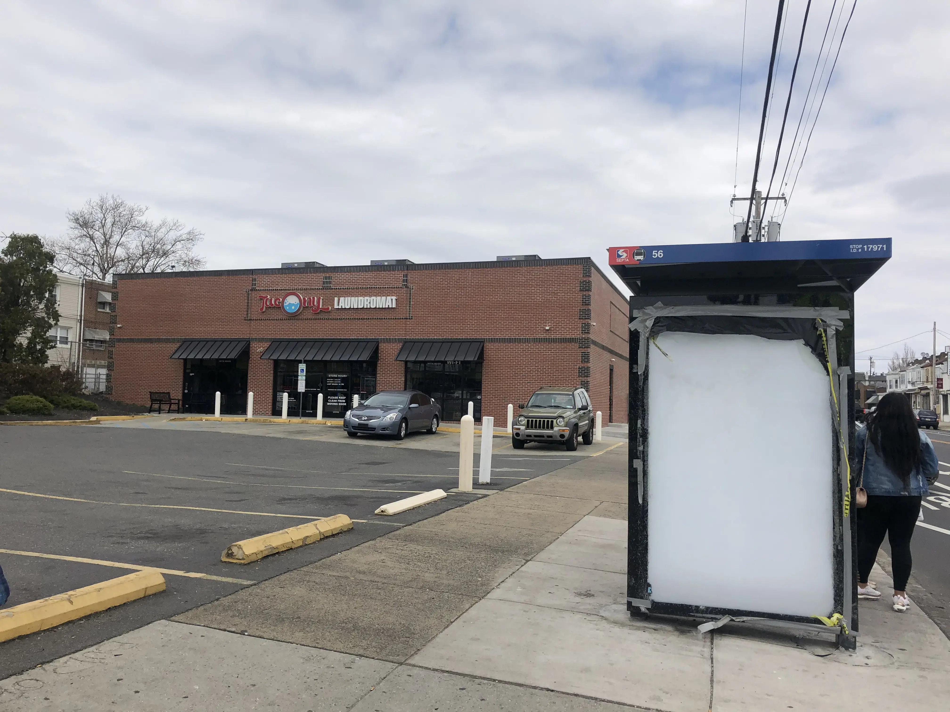 Tacony Laundromat thumbnail 3