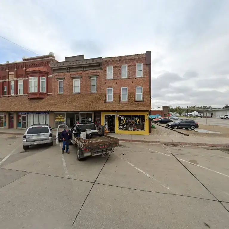 Tama Laundromat thumbnail 4