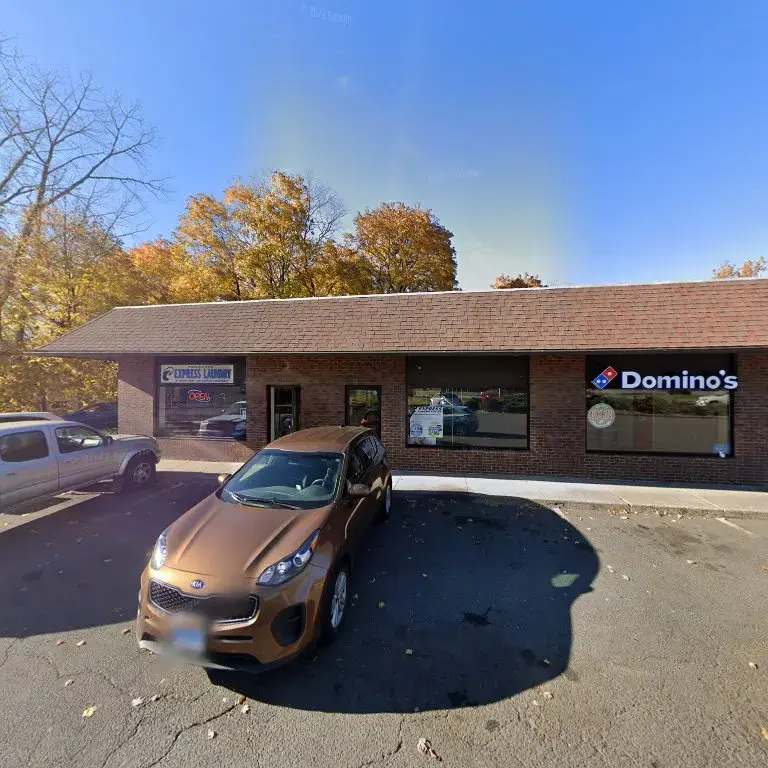 Tamarack Express Laundry - Image 16