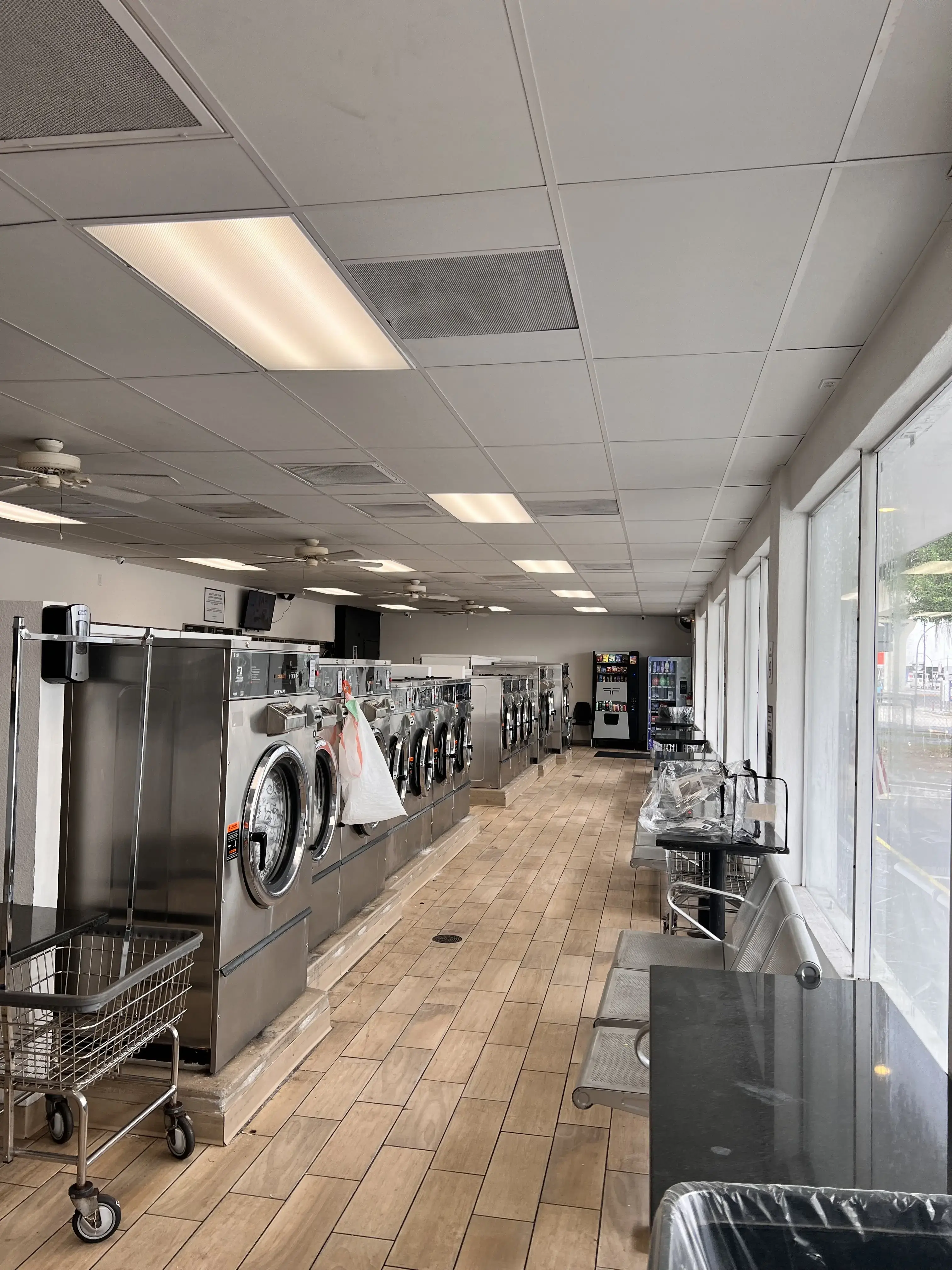 Tampa Laundry Company thumbnail 14