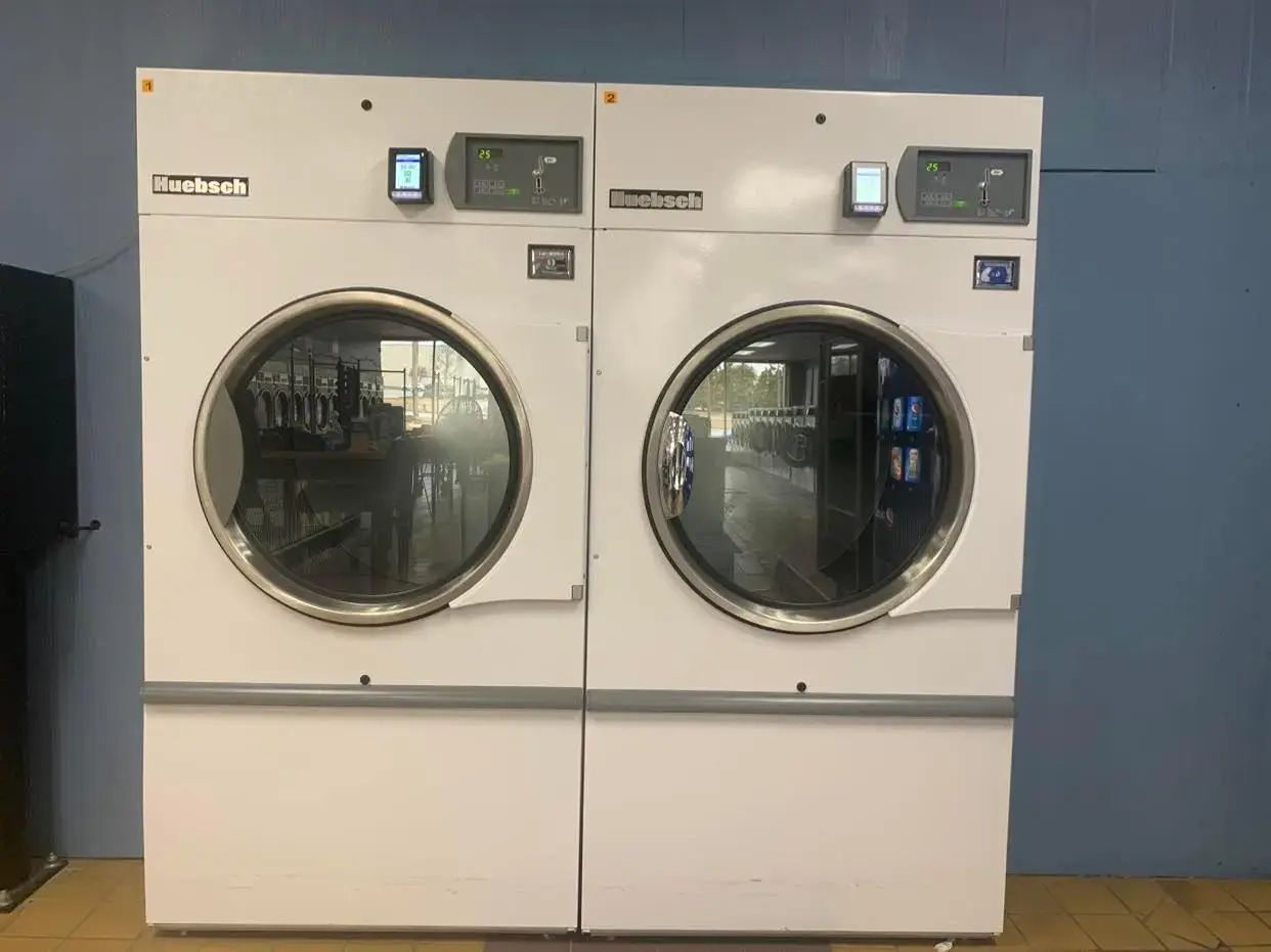 Tan Laundry thumbnail 18