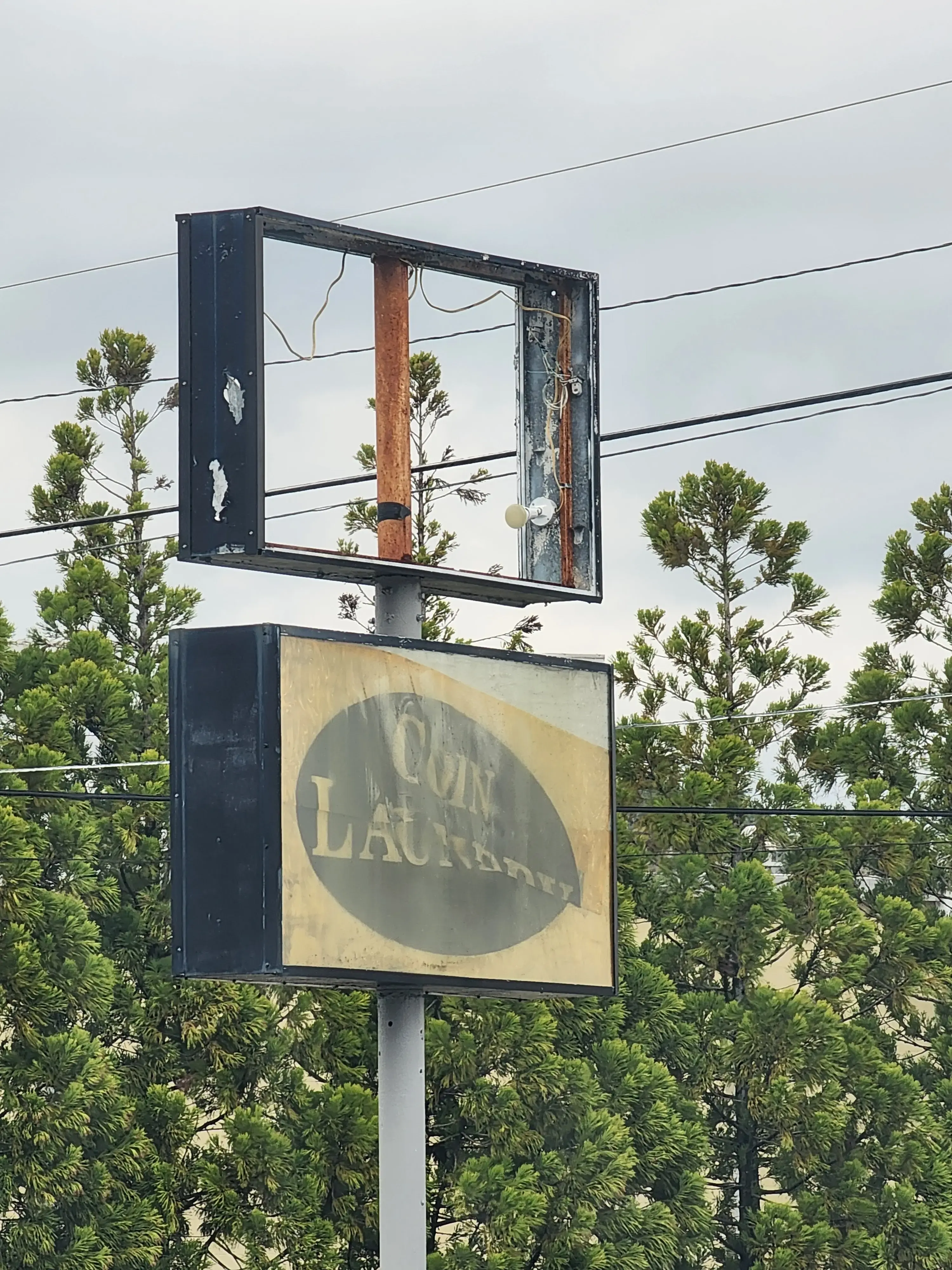 Tan Laundry thumbnail 12