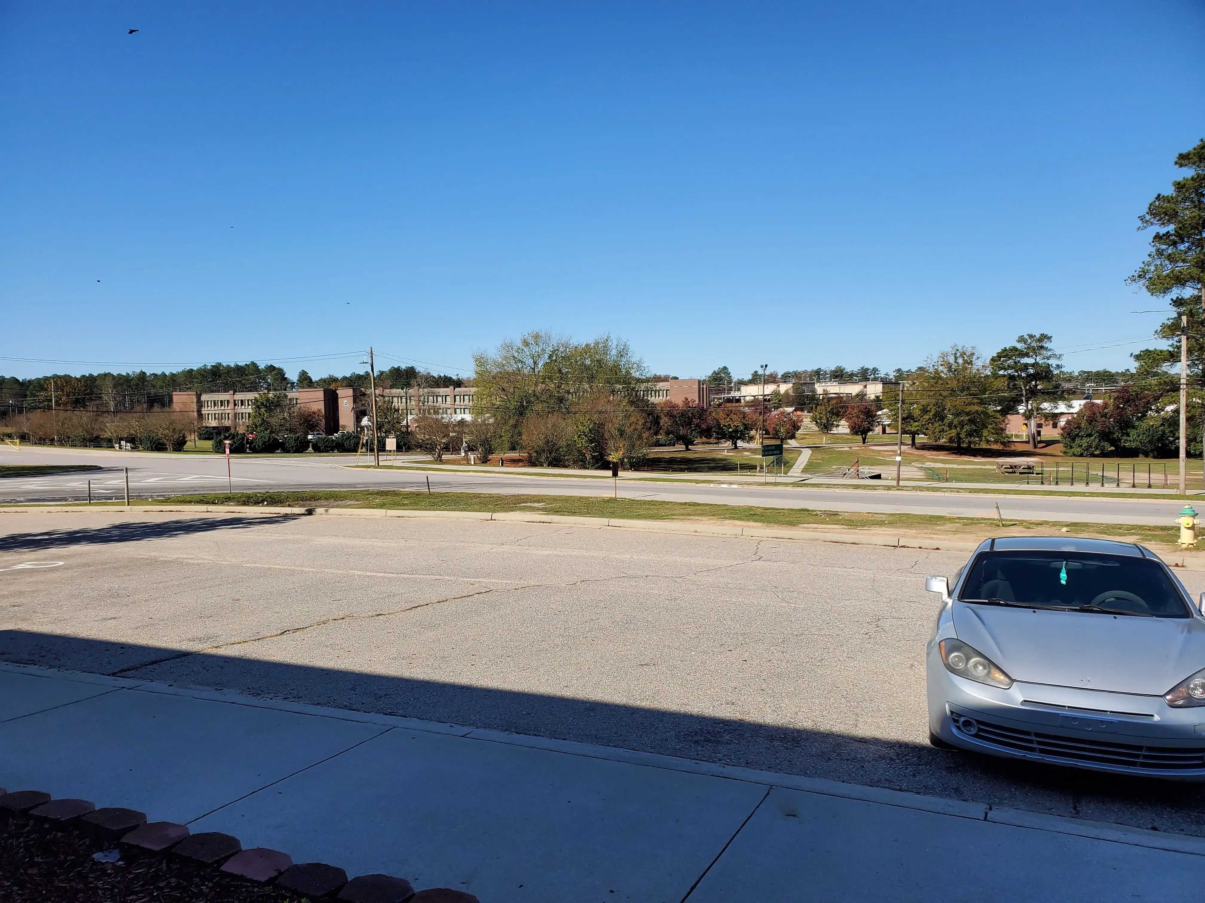 Tank Hill Laundromat thumbnail 14
