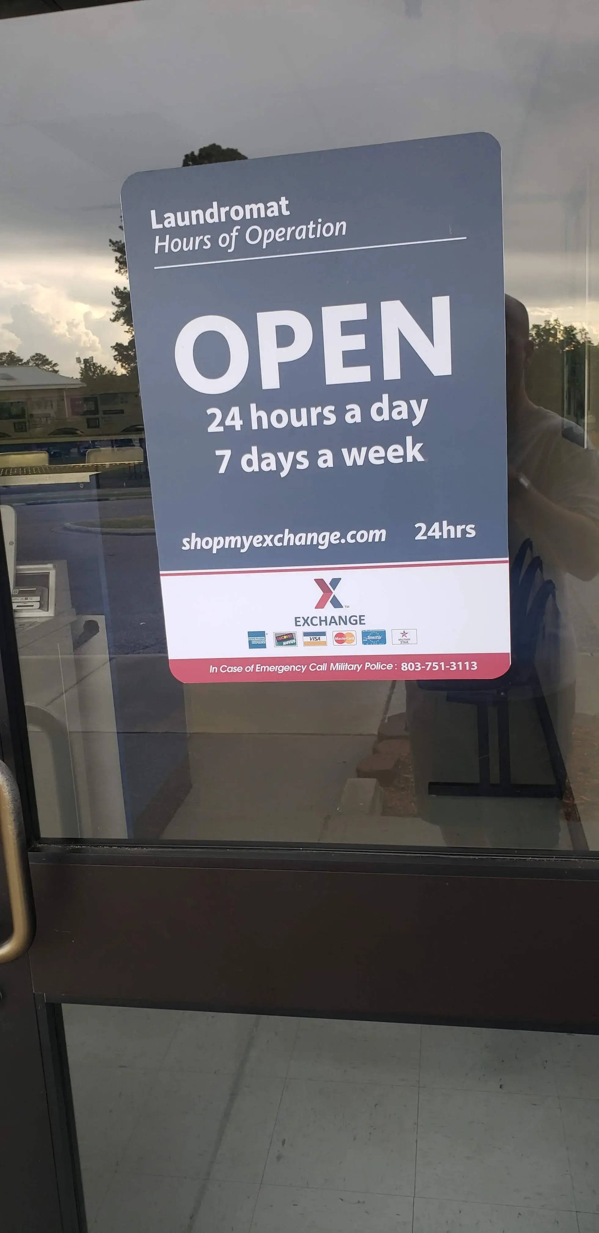 Tank Hill Laundromat - Image 15