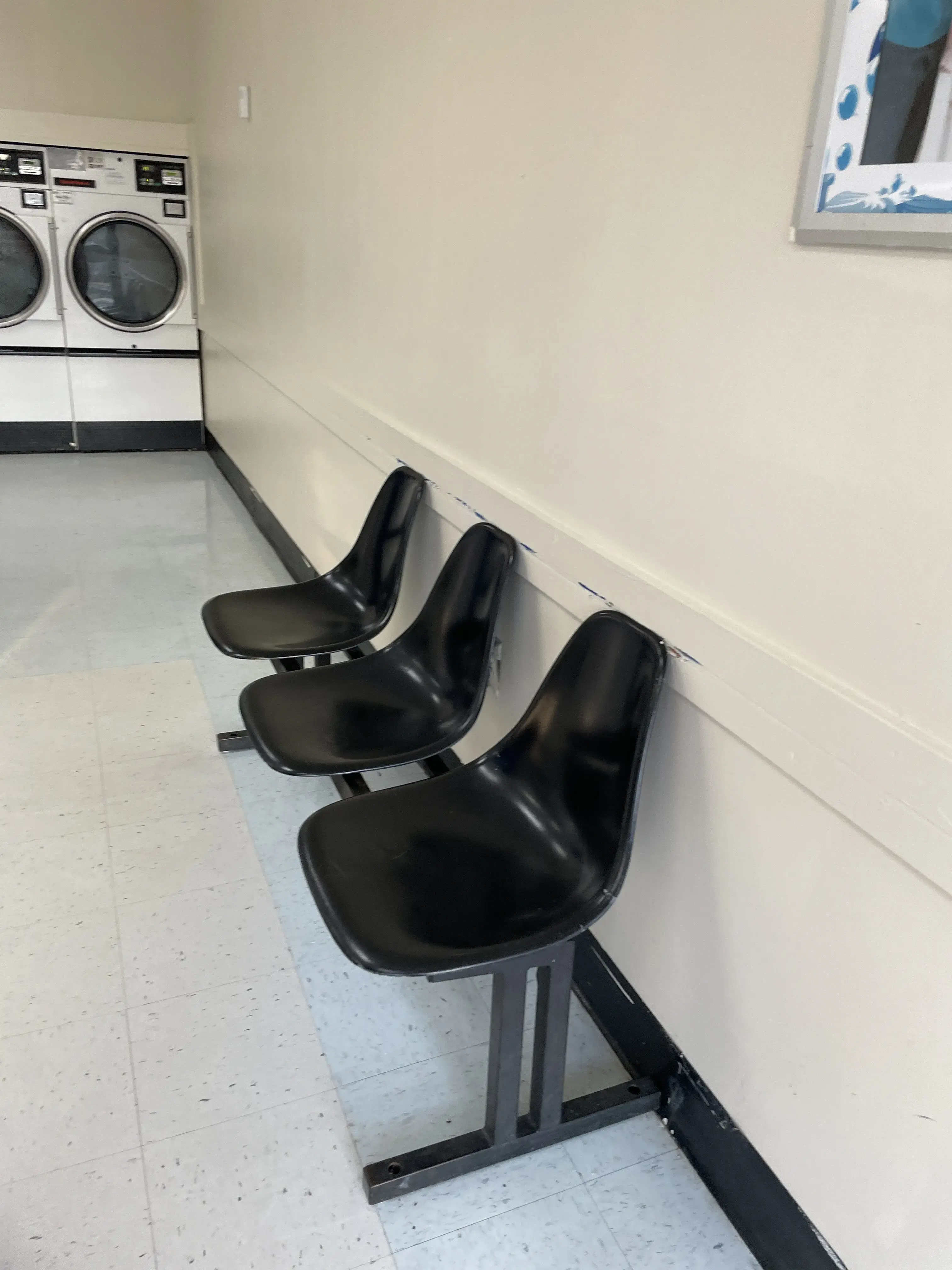 Tank Hill Laundromat thumbnail 9