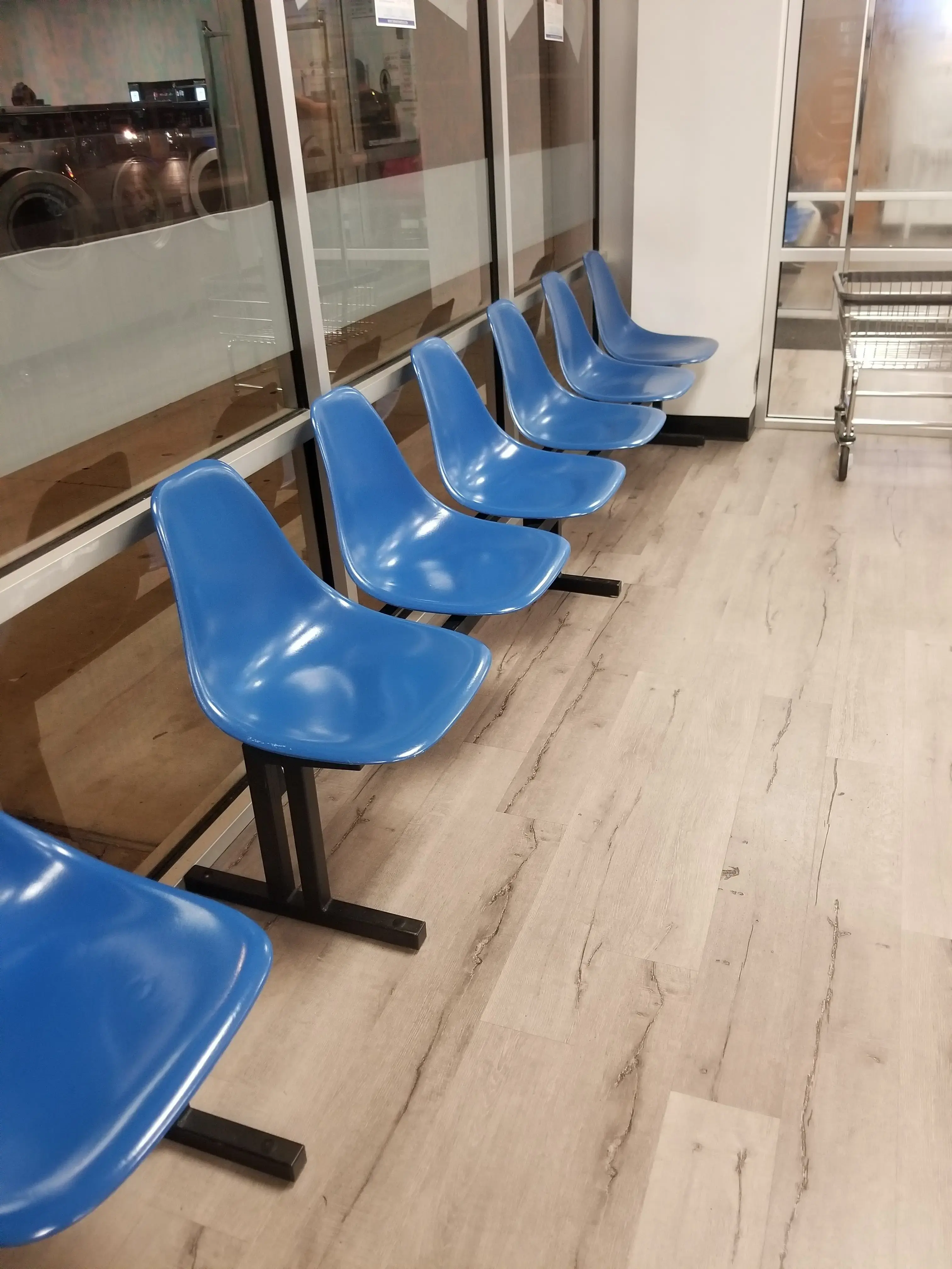 Tarrant Laundry - Image 15