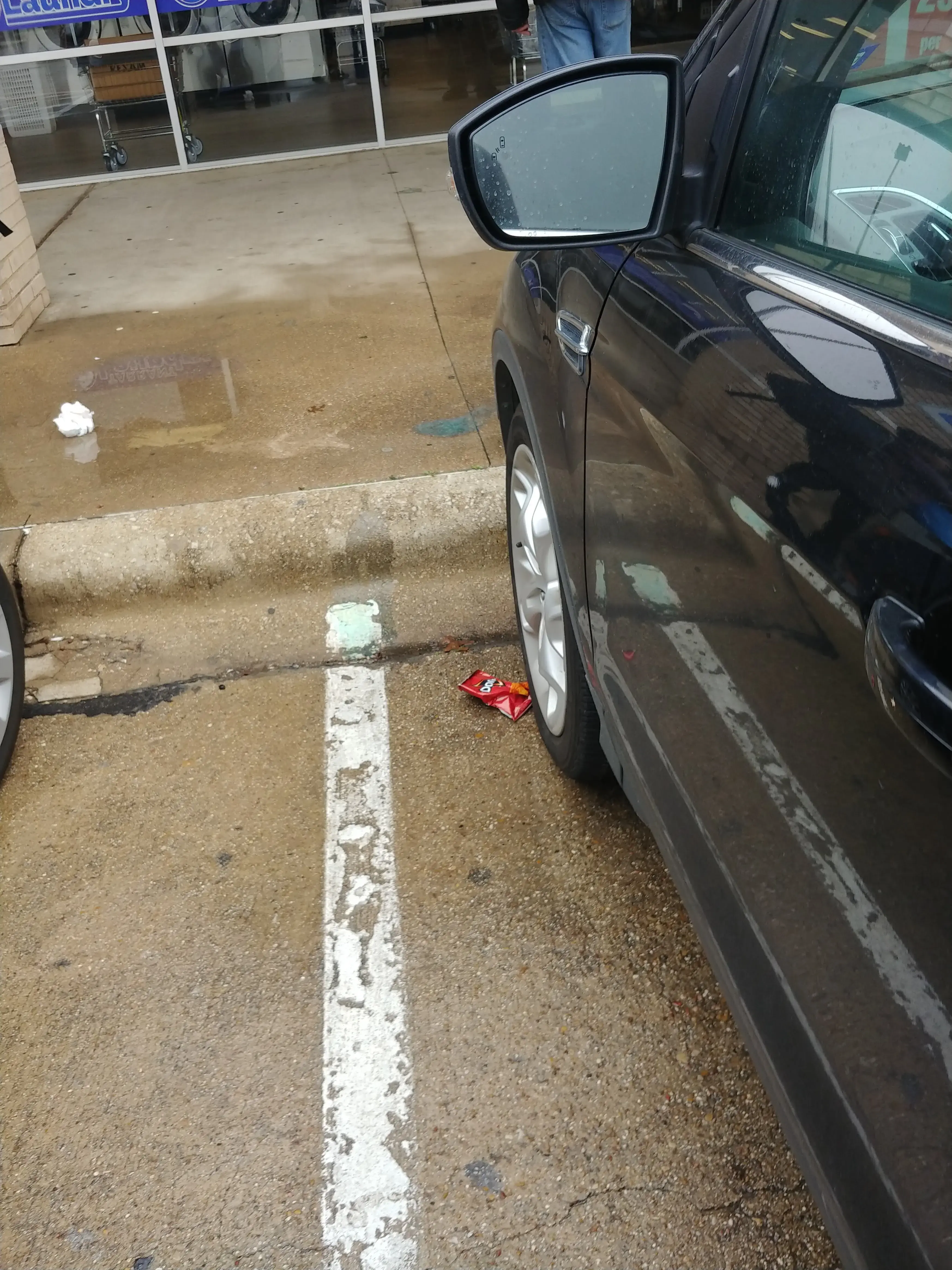 Tarrant Laundry thumbnail 13