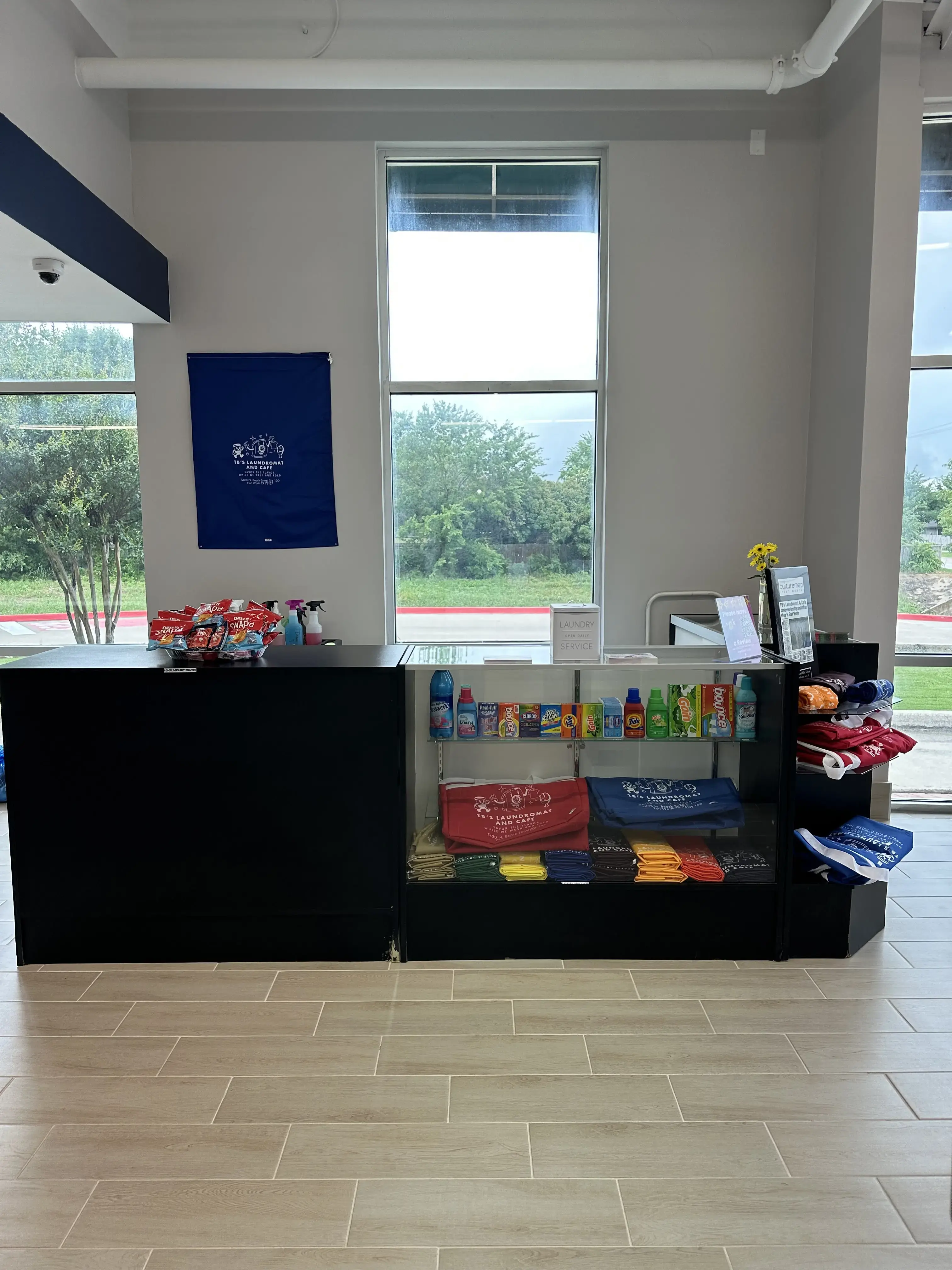 TB's Laundromat and Café - Image 10