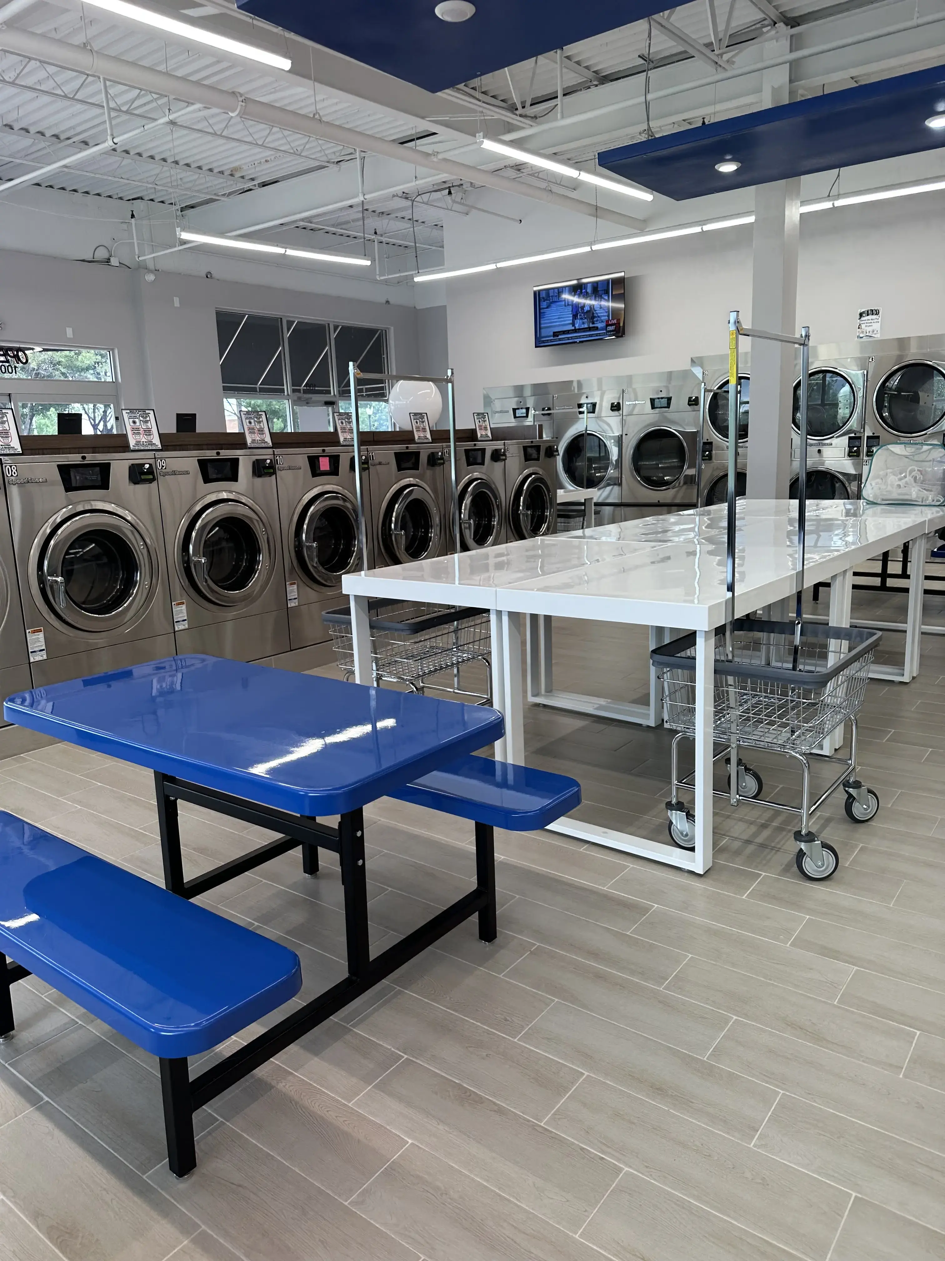 TB's Laundromat and Café - Image 1