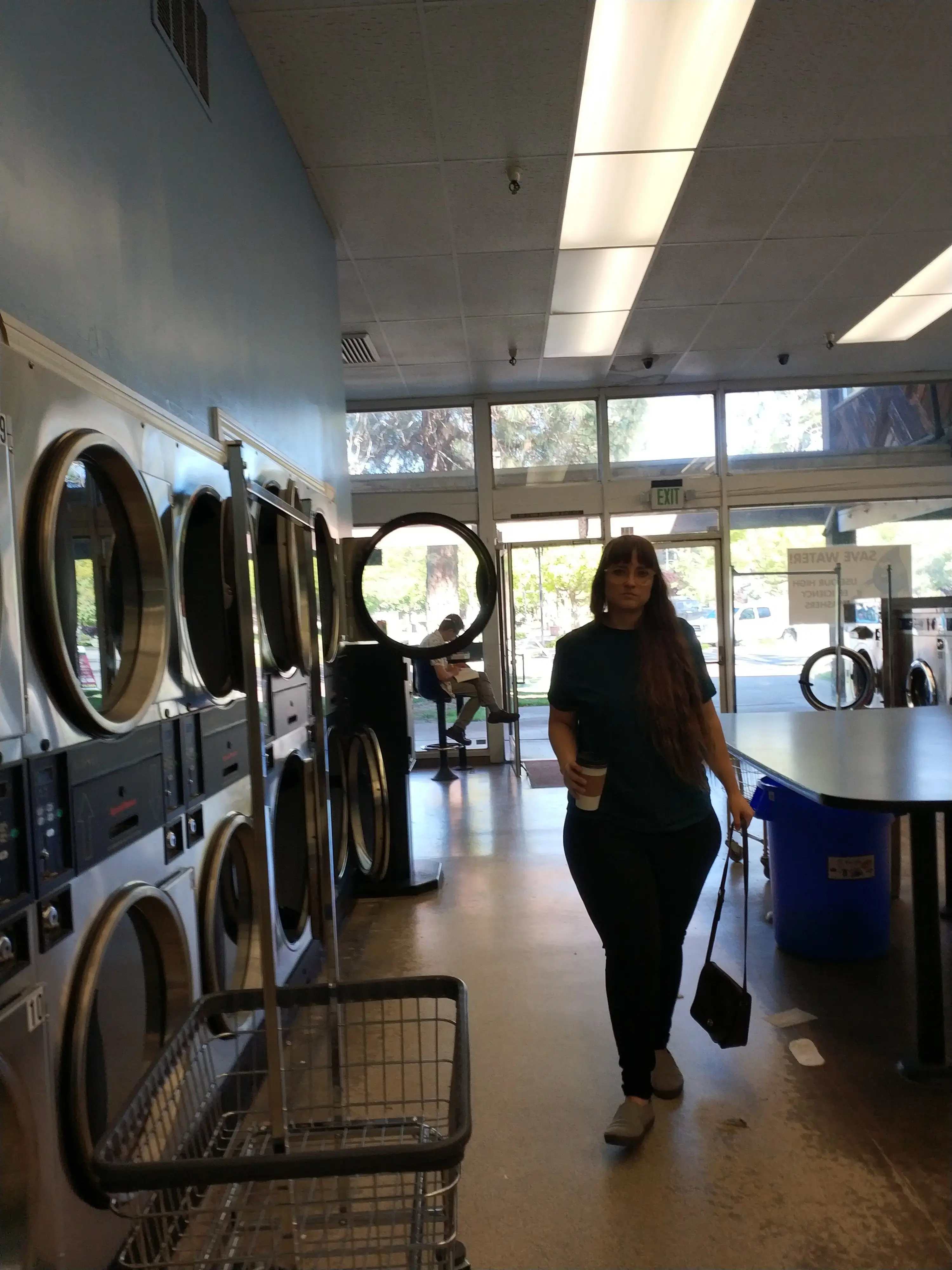 Teddy Bear Coin Laundry - Image 13
