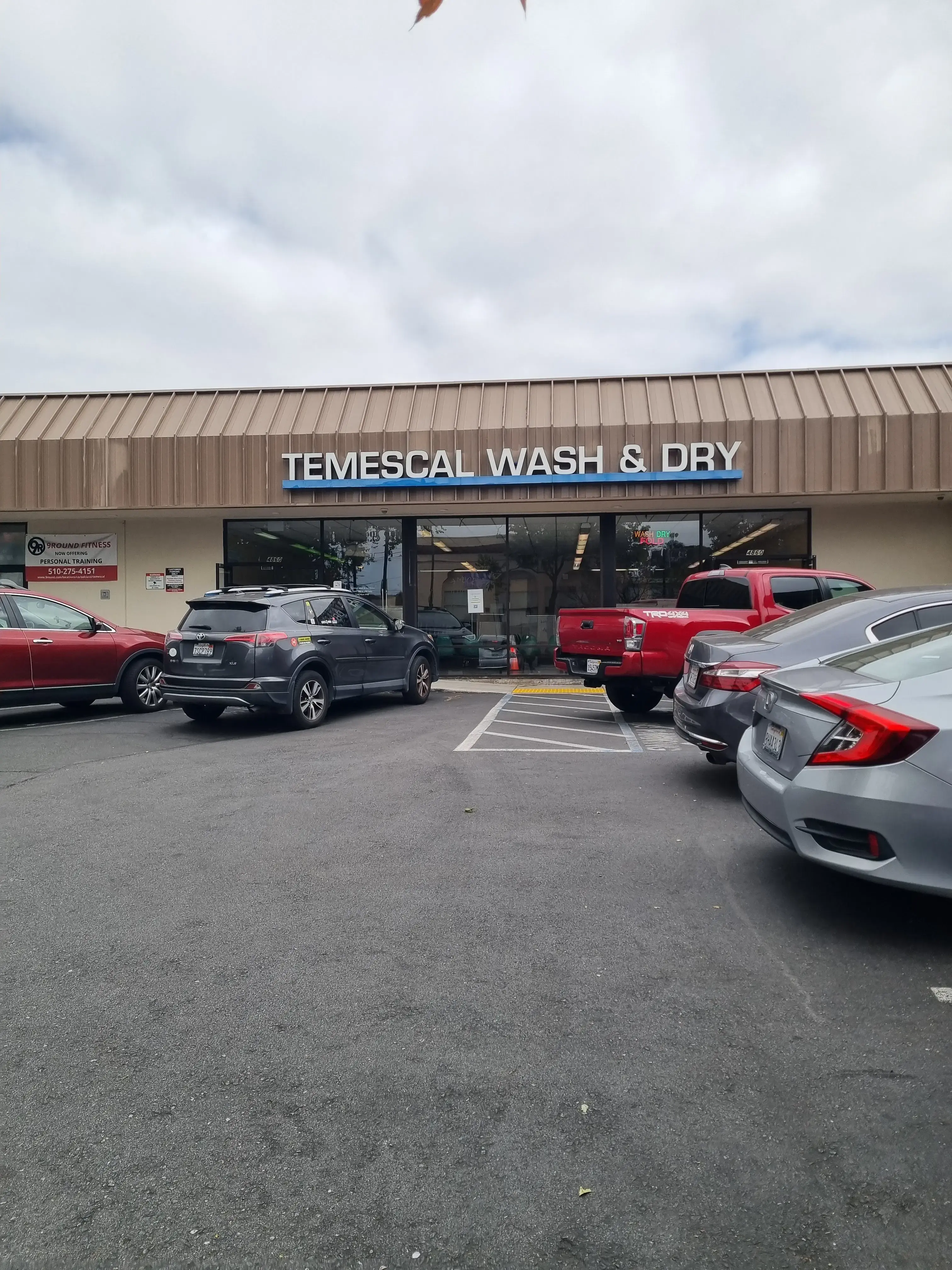 Temescal Wash and Dry - Image 10